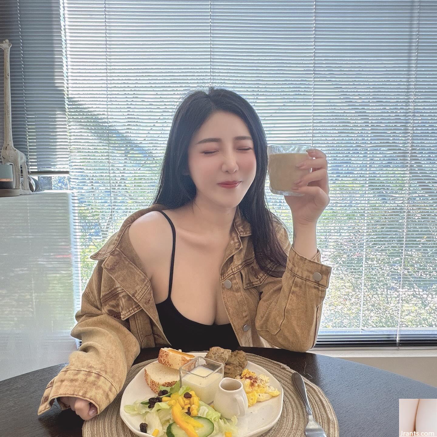 Sự cám dỗ của bộ ngực đẹp “Xu Weian vivi_hsu” với bộ ngực tròn và đầy đặn (20p) - Ảnh 6