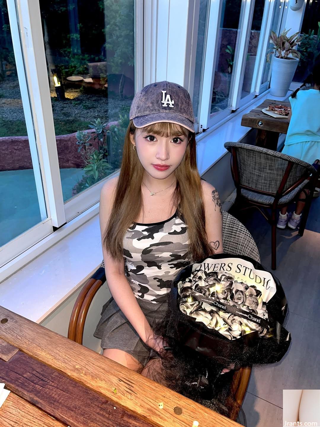 “Junjun” ngoại hình đẹp, dáng ngọt ngào, điên cuồng và hôi hám (10P) - Ảnh 8