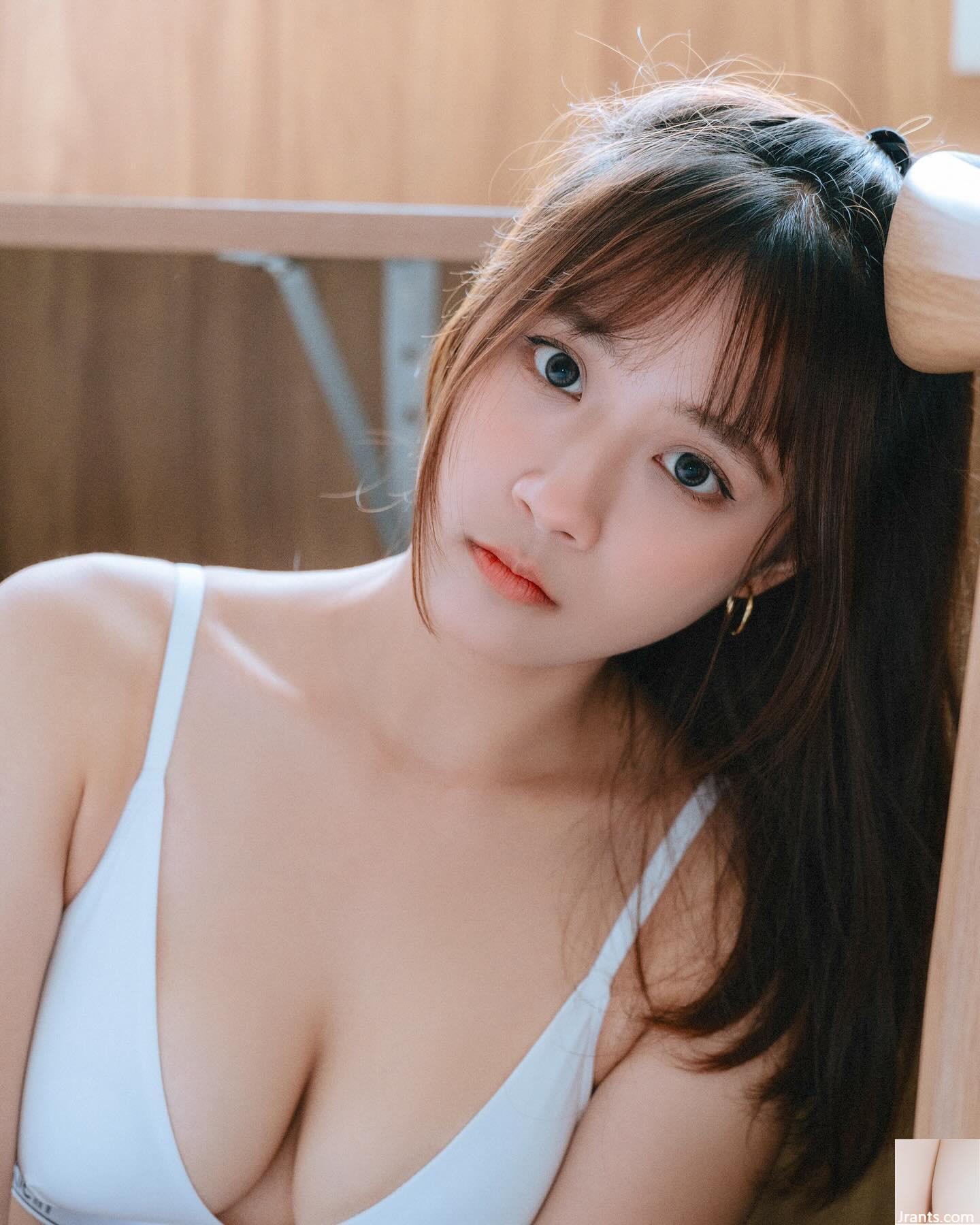 Nữ thần chân dài “Baoni” thắt chặt thắt lưng của cô ấy và quá sexy (17p) - Ảnh 5