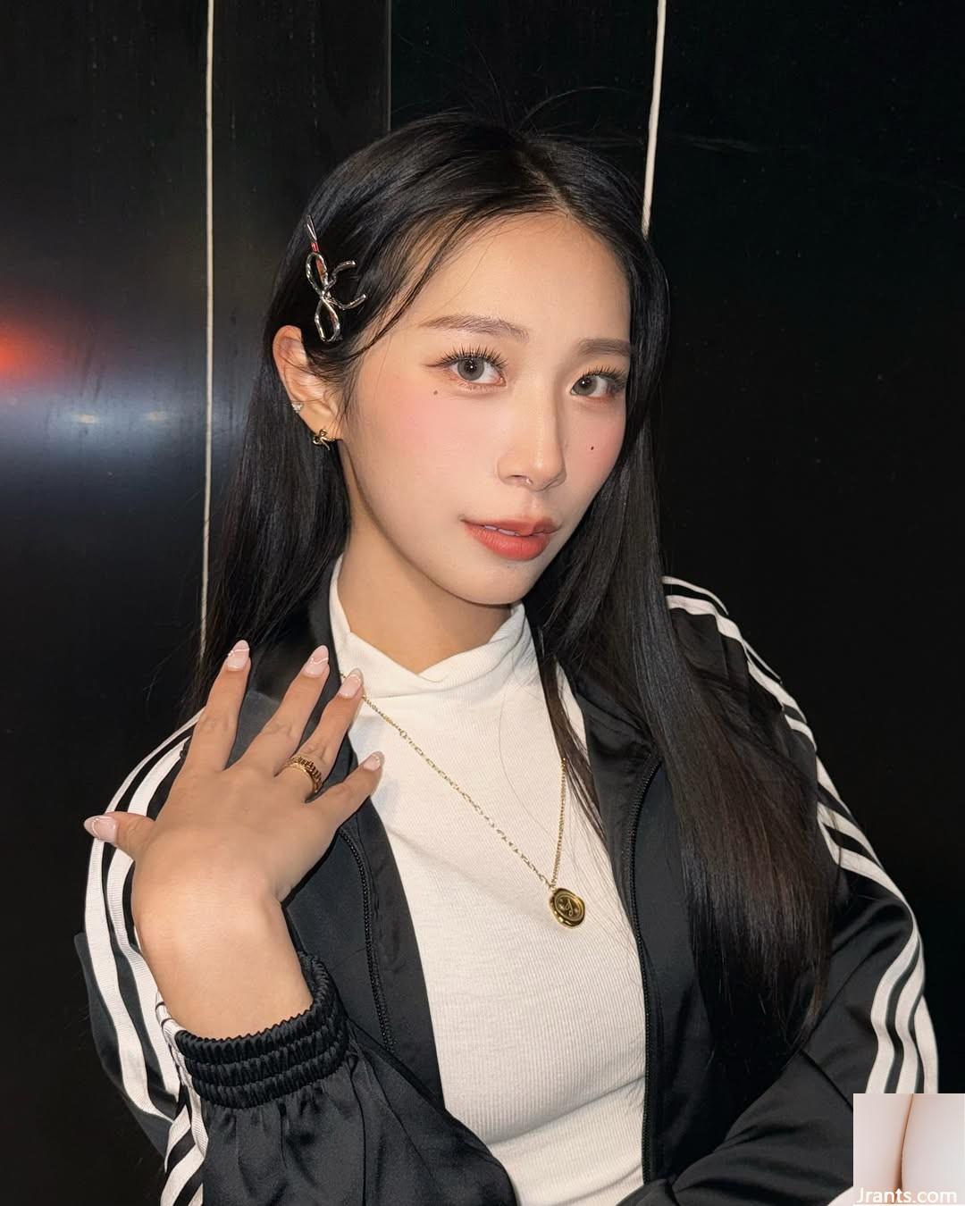 Khuôn mặt ngọt ngào của “Lu Haian” khiến người ta mê mẩn, thân hình nóng bỏng không chê vào đâu được (10P) - Ảnh 8