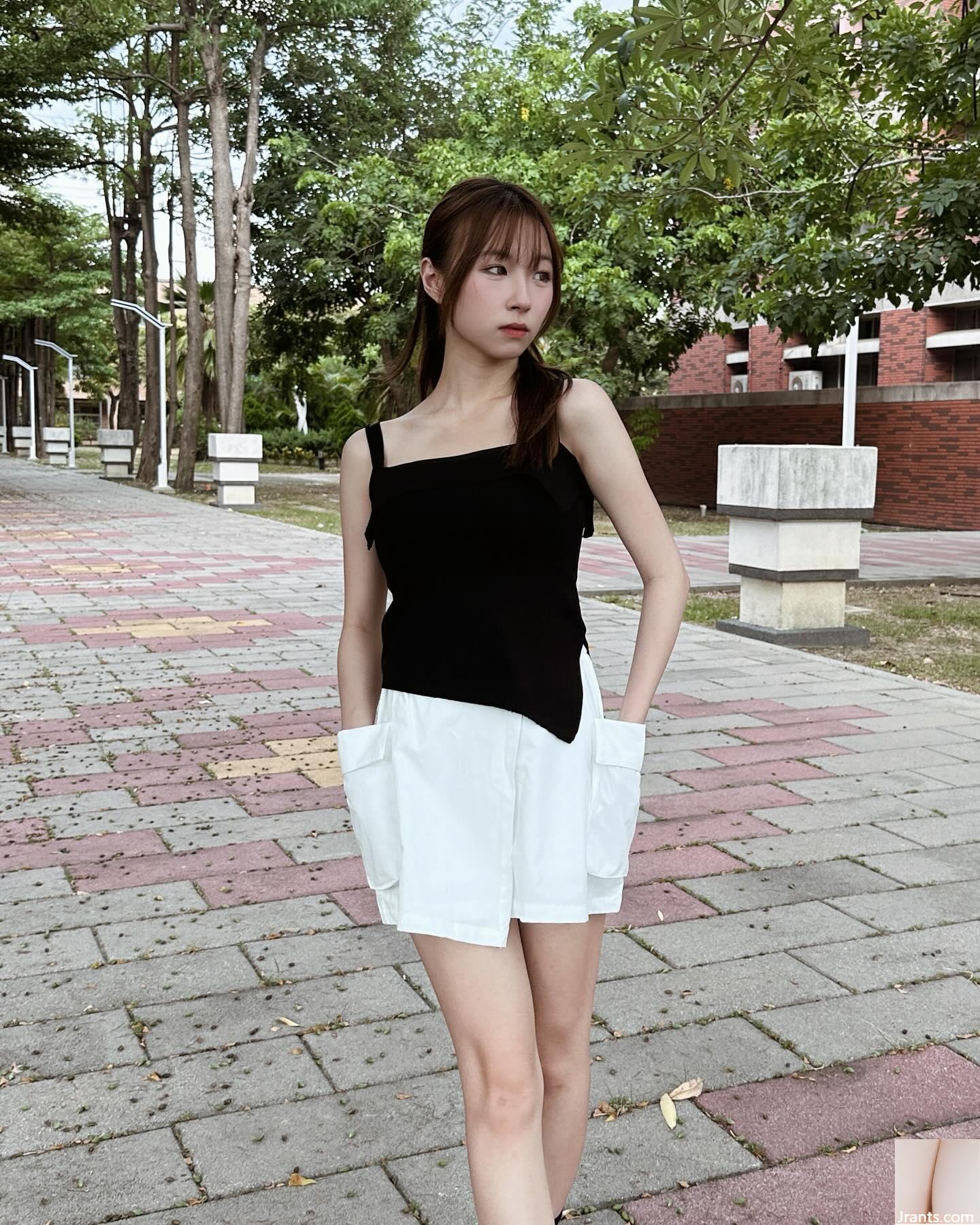 Các bức ảnh ngực nóng và đẹp khác nhau “Tầng một” rất gợi cảm (13p)