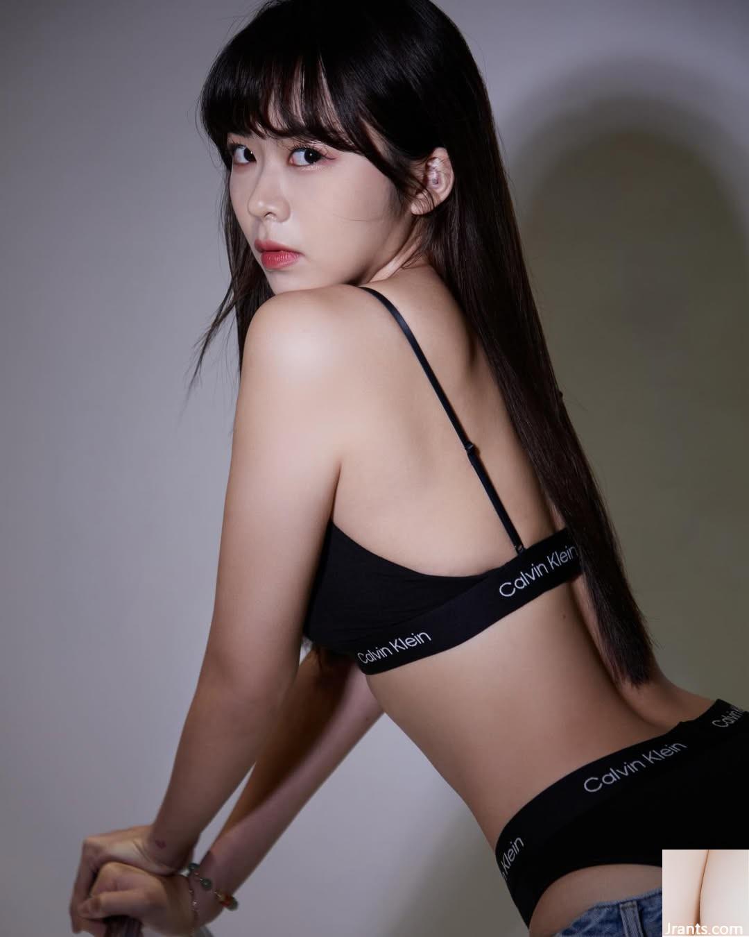 “Luwei Ava” ngọt ngào nhưng lại gợi cảm không ai có thể cưỡng lại được (10P)