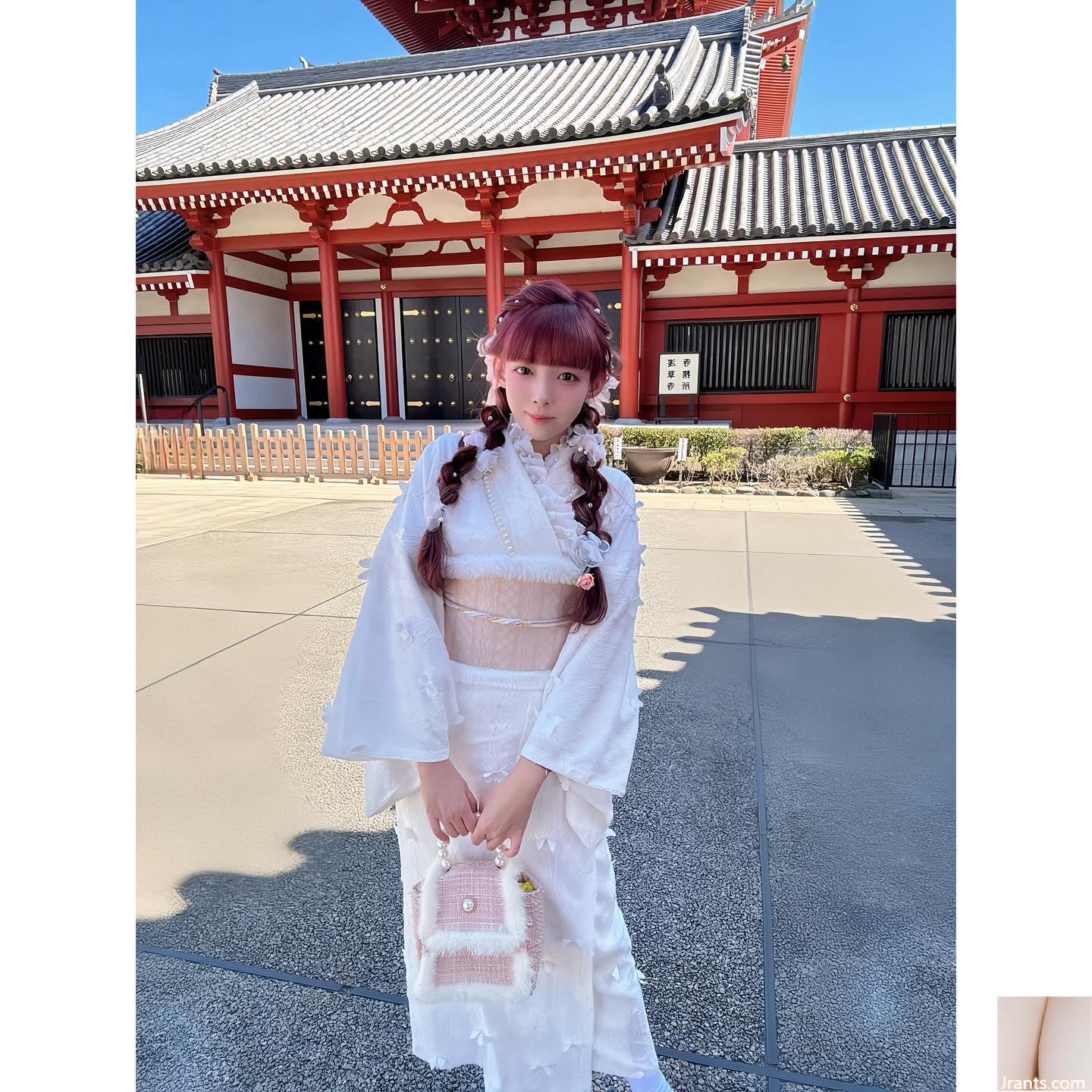 Demon nhỏ gợi cảm “Cai Tinging” có một nhân vật cong hoàn hảo là ngây ngất (19p) - Ảnh 2