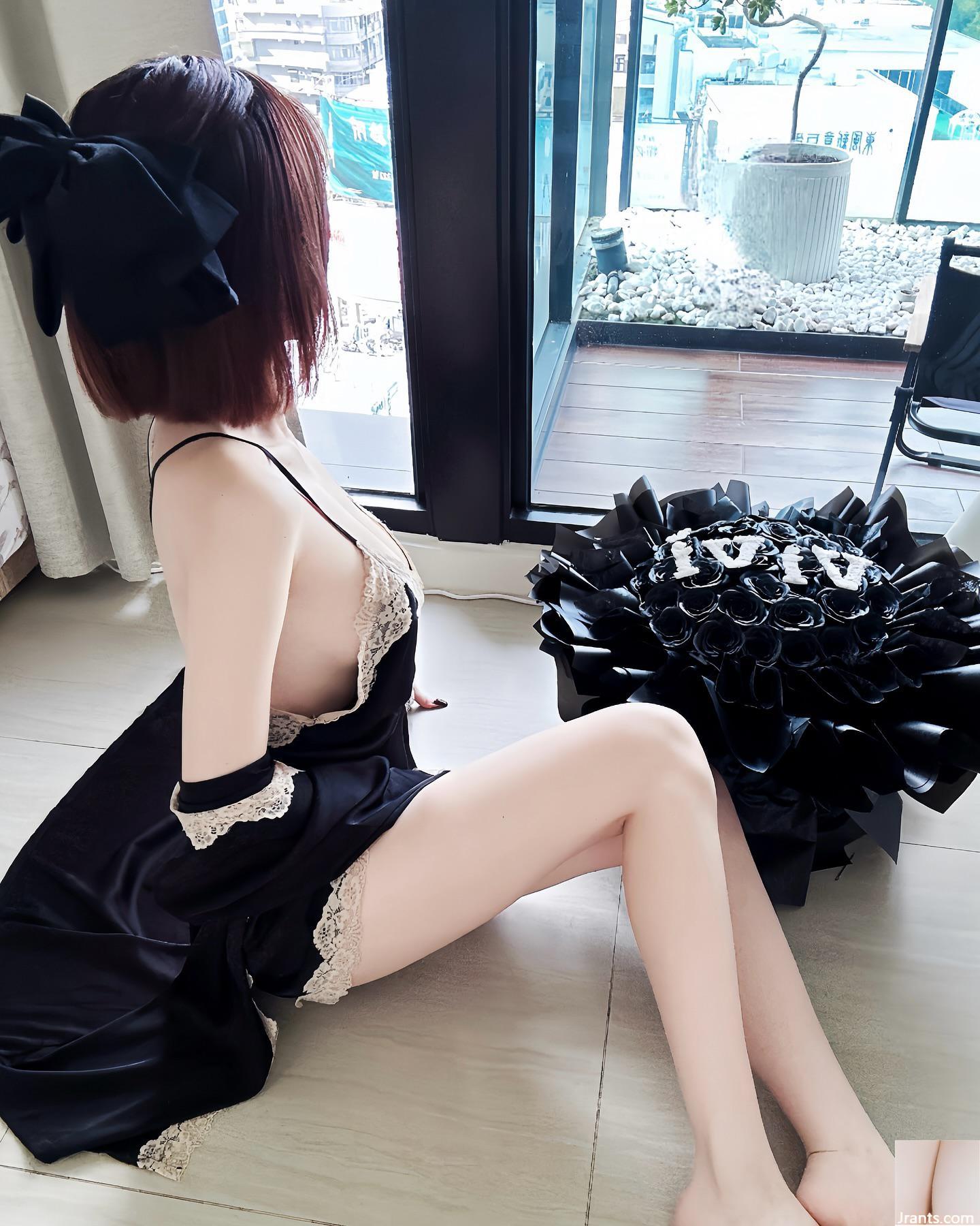 Cơ thể nóng bỏng “Vivi” là siêu bắt mắt và bộ ngực lớn không thể chịu đựng được (20p) - Ảnh 5