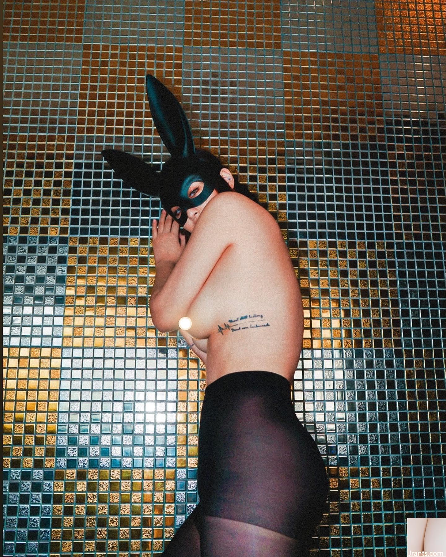 “Ân sủng” hình dáng đẹp và nụ cười bất khả chiến bại làm tan chảy trái tim bạn (17p)