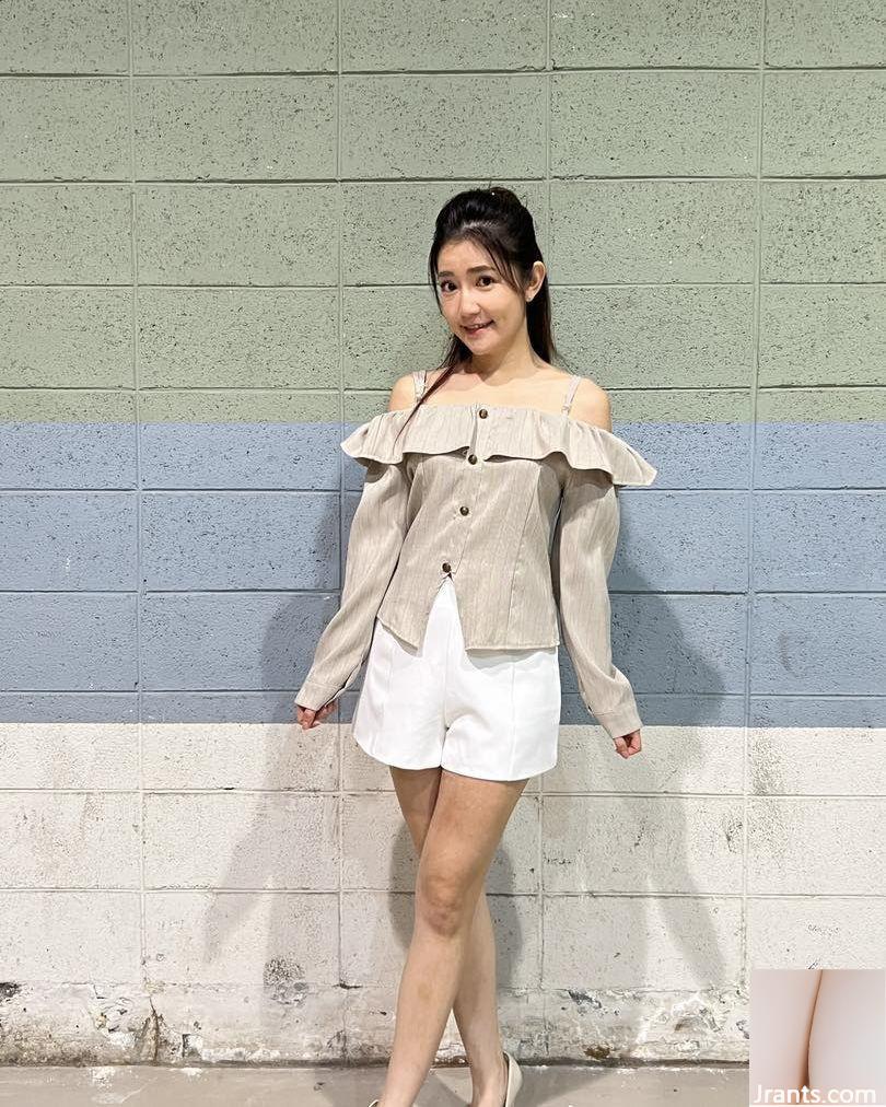 Nụ cười thật quyến rũ đến nỗi “Guo Bitang” đầy quá đến nỗi nó sắp tràn ra với bộ ngực trắng và đẹp (12p) - Ảnh 3