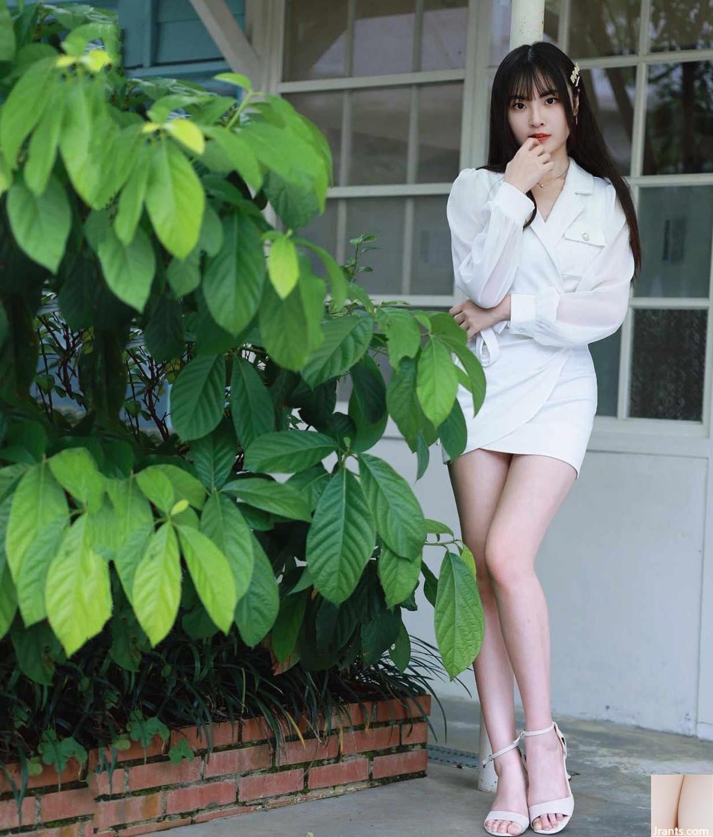 Ngực lớn “Mianmian (Yuxin)” kết hợp của hình ảnh nóng và tính khí thanh lịch (16p) - Ảnh 14