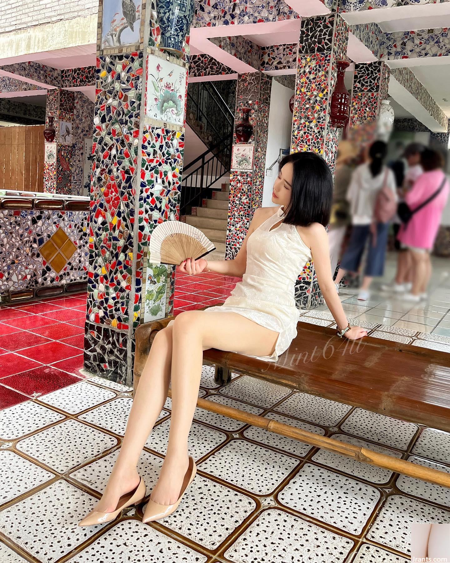 Ngoại hình kỳ diệu (Zhenghanyuan “với tính khí gợi cảm và bộ ngực đầy đặn (14p)