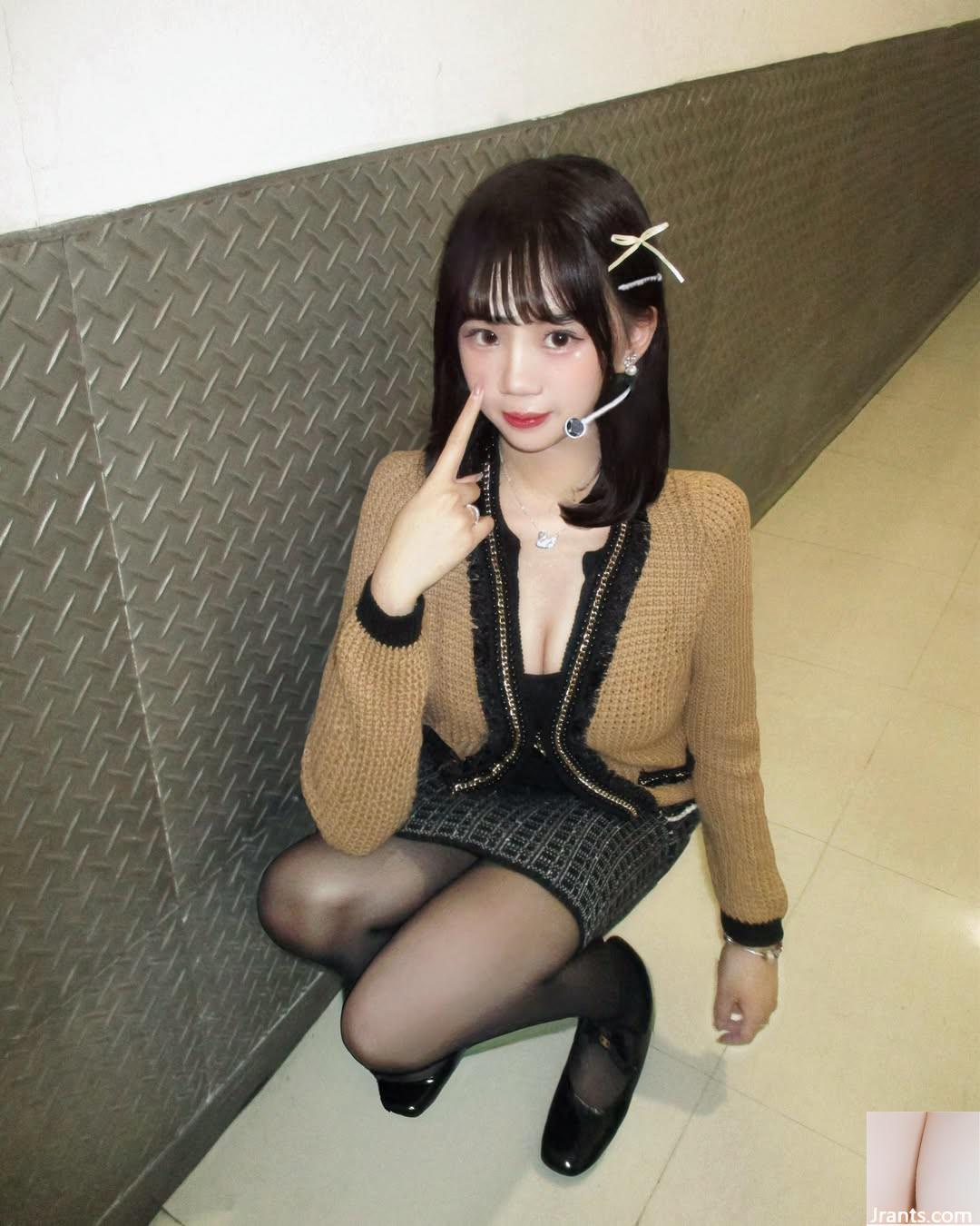 “Ruozhen” có thân hình đáng kinh ngạc, đủ nóng bỏng và bộ ngực bắt mắt (10P)