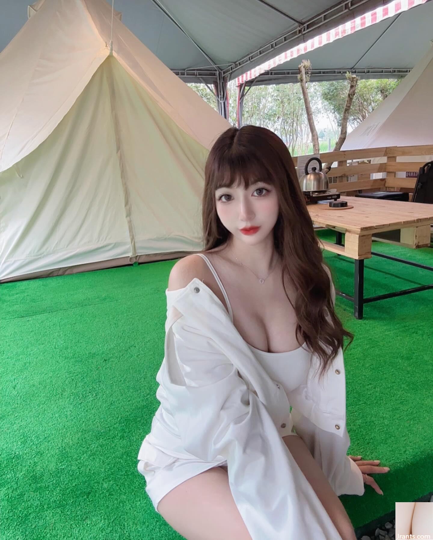 Con ngựa nhỏ xinh đẹp “Little Yingxi” có một đường cong cơ thể rất đẹp bị mê hoặc bởi hình dạng cực đoan (16p) - Ảnh 15