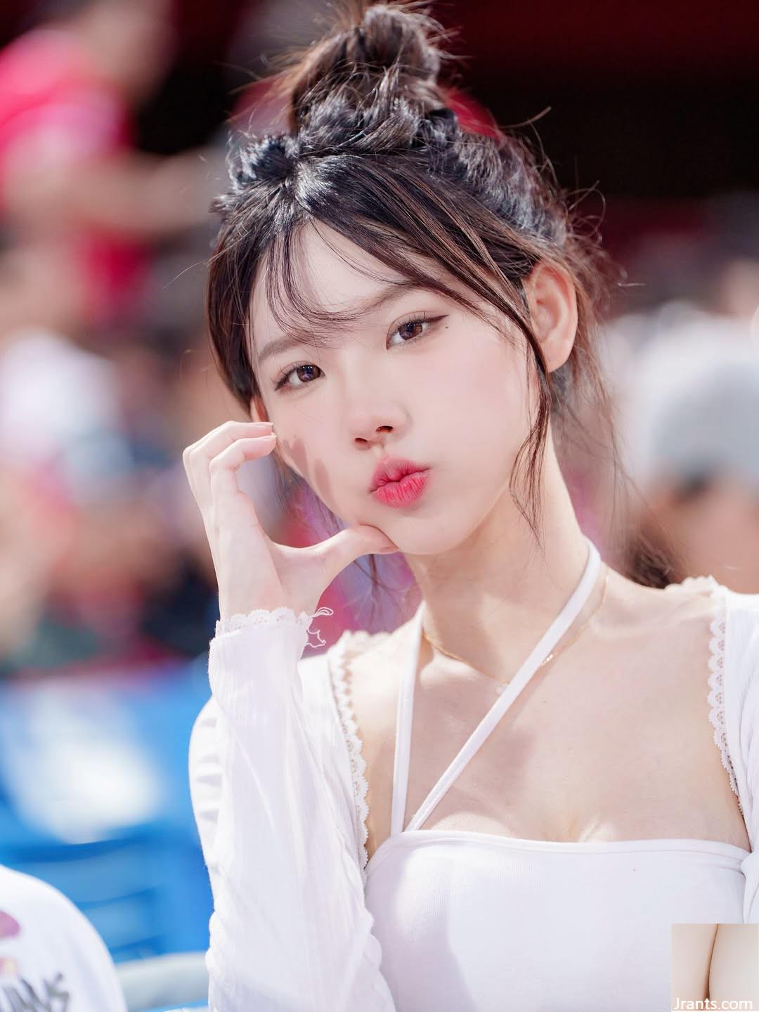 Ngoại hình đẹp của “Yixuan” khiến dân tình mê mẩn và nụ cười thật ngọt ngào (10P) - Ảnh 6