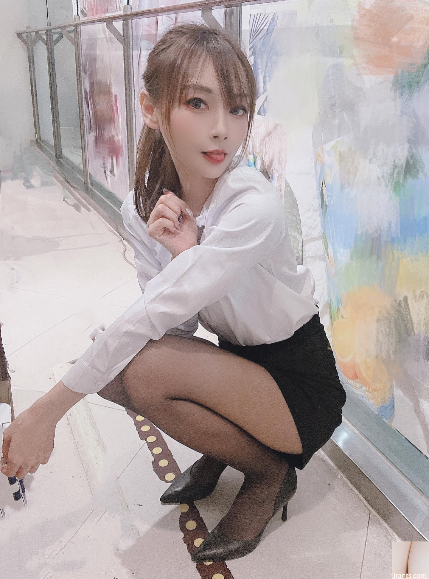 Những con nai bên trong va vào các đường cong nóng “Cat Xiaoxinxing” được ẩn sâu (11p) - Ảnh 11