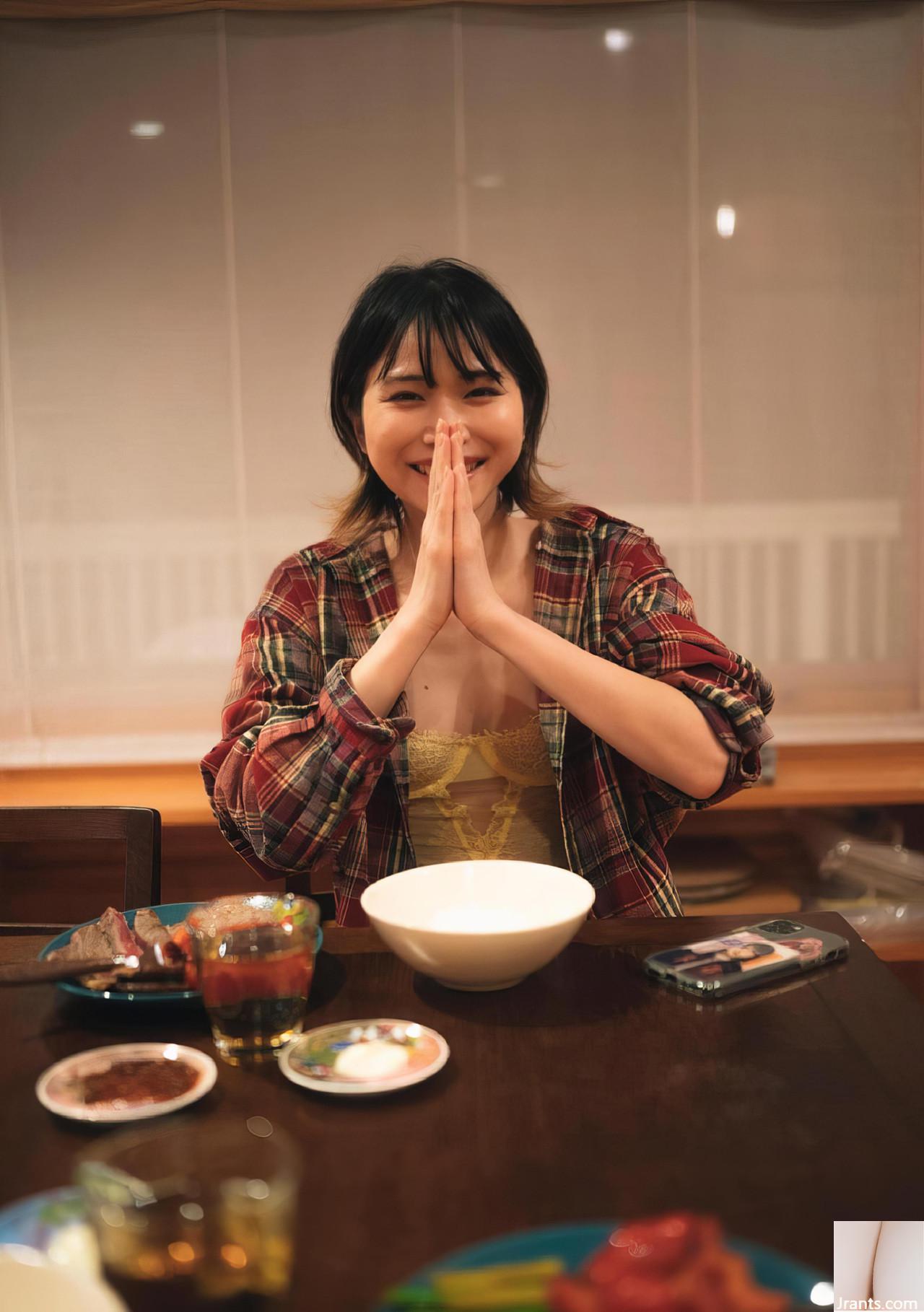 (Renfuji) Đường cong nóng bỏng của người đẹp gợi cảm không che giấu trái tim quyến rũ mọi người (51p) - Ảnh 2