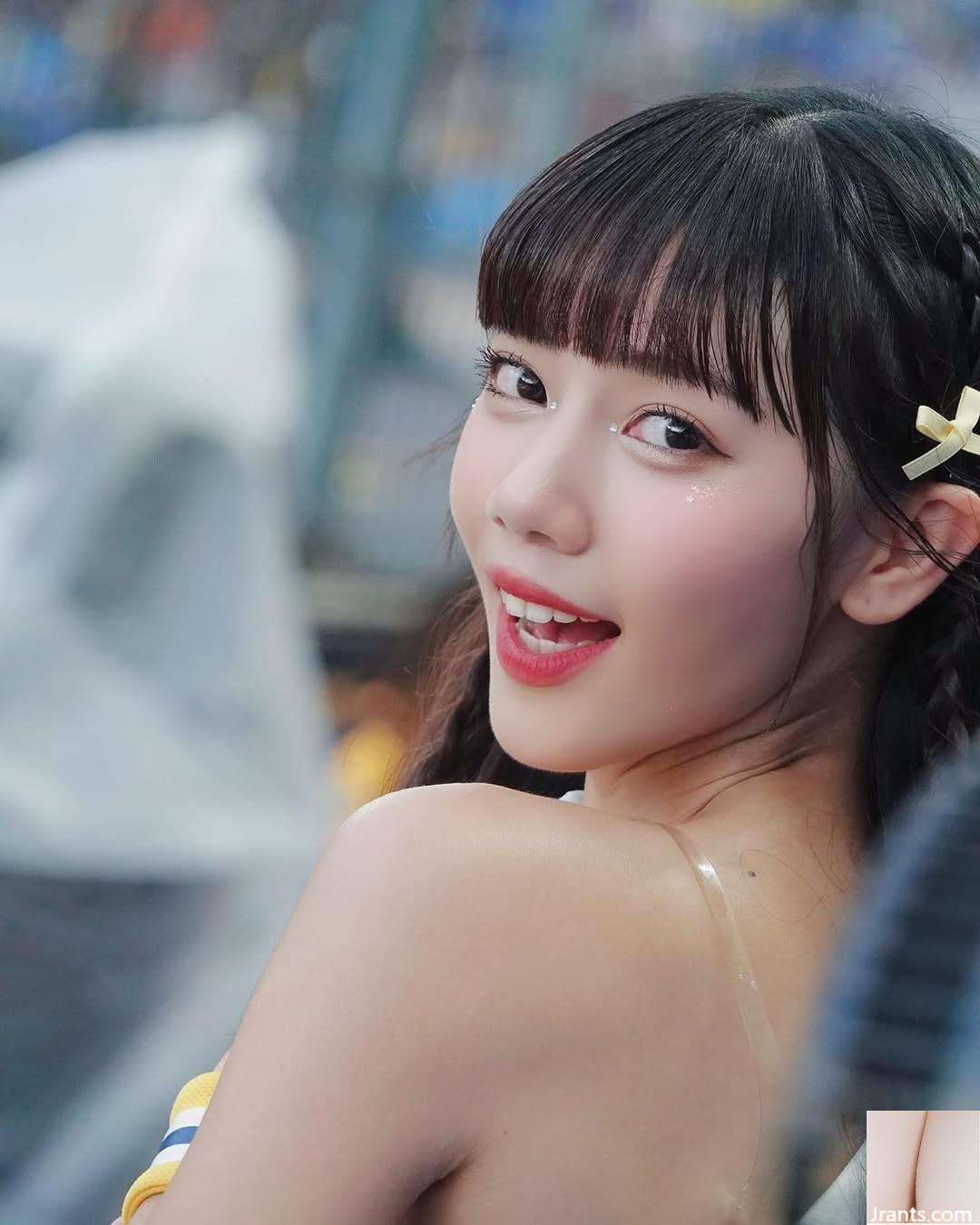 Đường cong gợi cảm của “Abby Lin Xialei” đột nhiên xuất hiện trong rãnh sâu rất hấp dẫn! - Ảnh 13