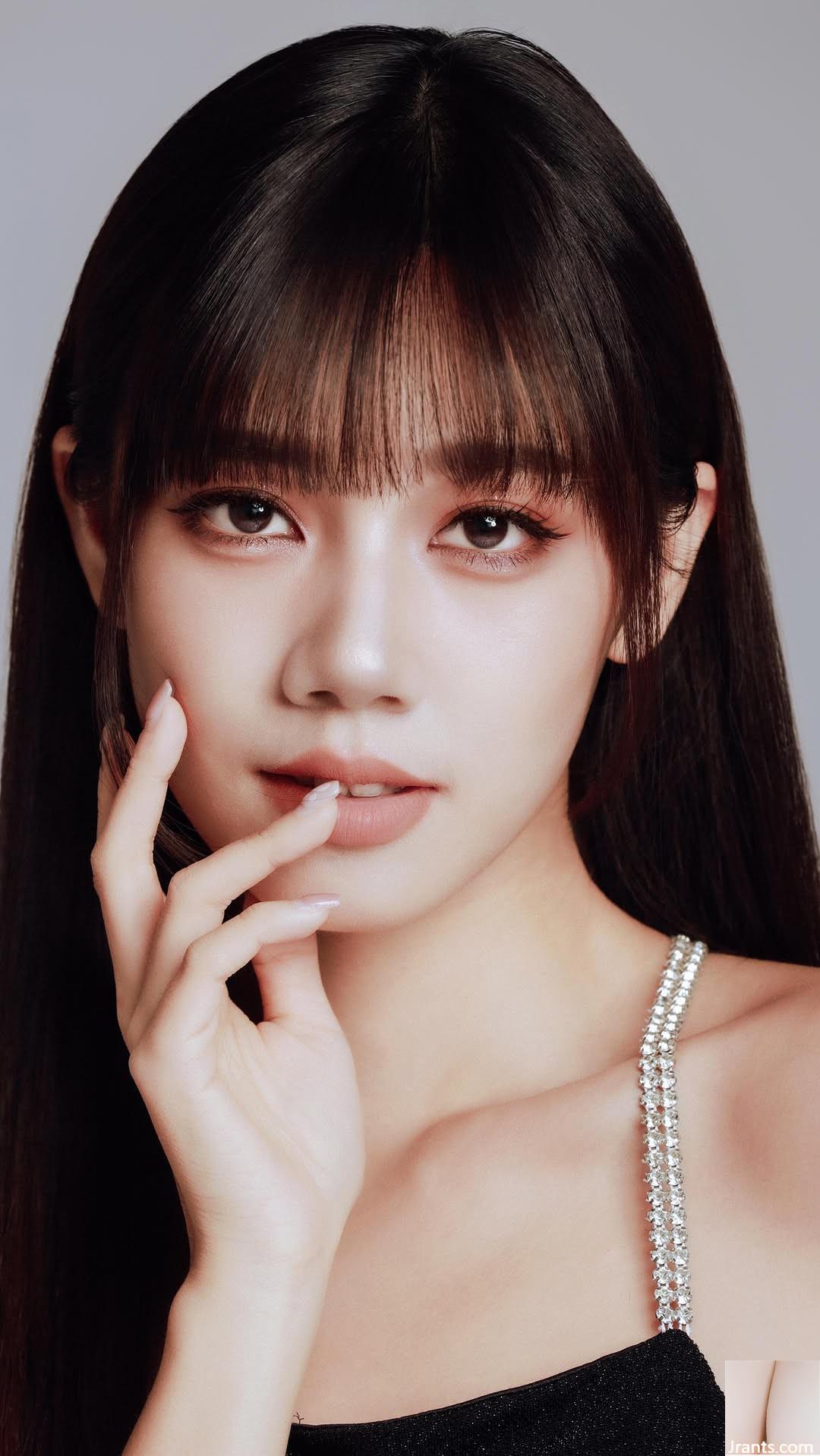 Đường cong gợi cảm của “Abby Lin Xialei” đột nhiên xuất hiện trong rãnh sâu rất hấp dẫn! - Ảnh 8