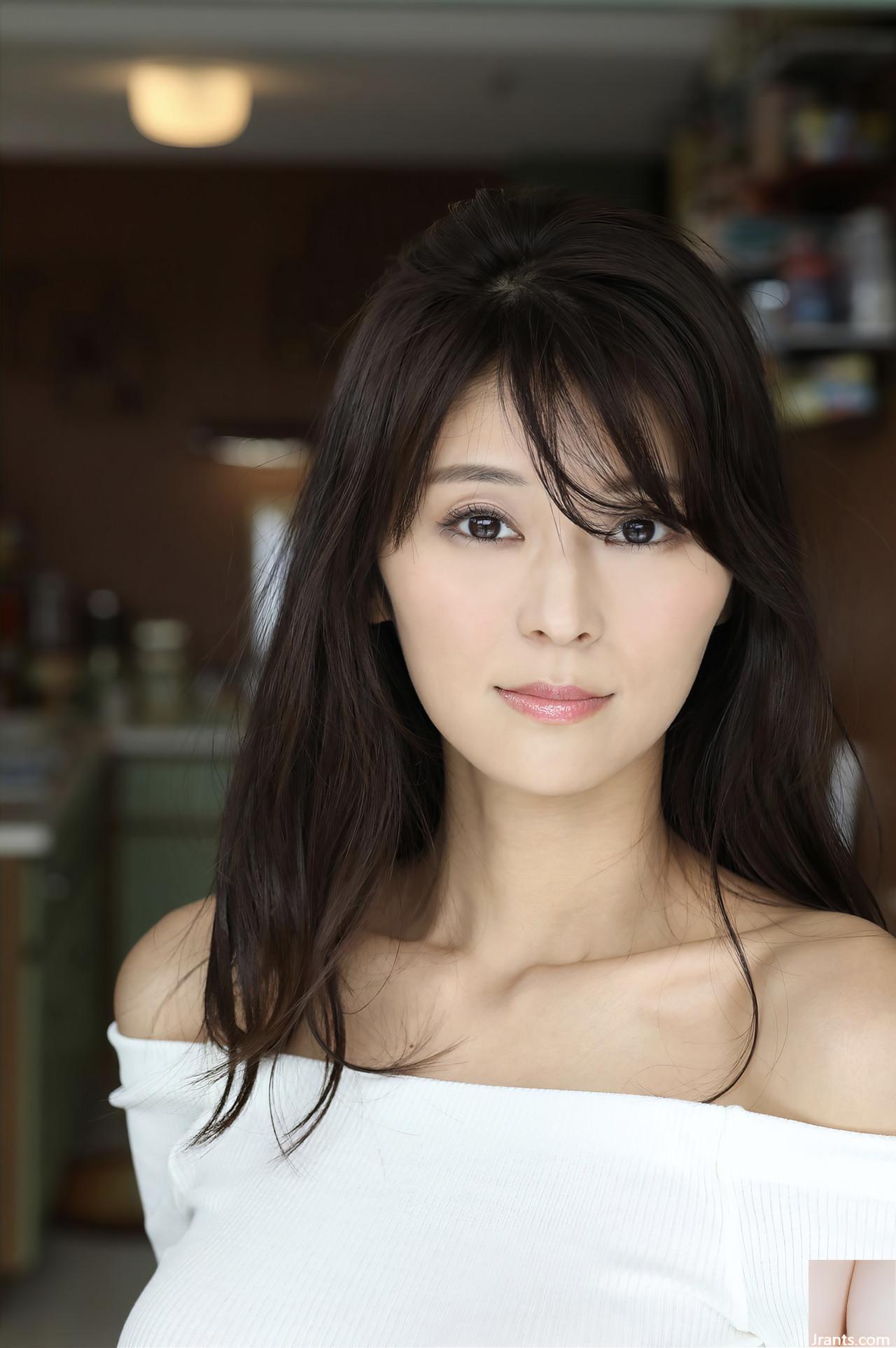 Cả hình và ngoại hình đều tốt đến mức chúng quá tốt để “cừu yang” ngực trắng và mềm (77p) - Ảnh 2