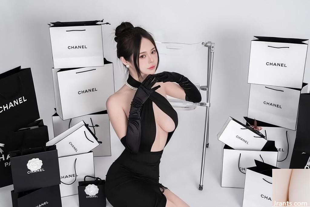 “Xie Xiatian Summer” xuất hiện với cả hai bộ ngực (22p) - Ảnh 17