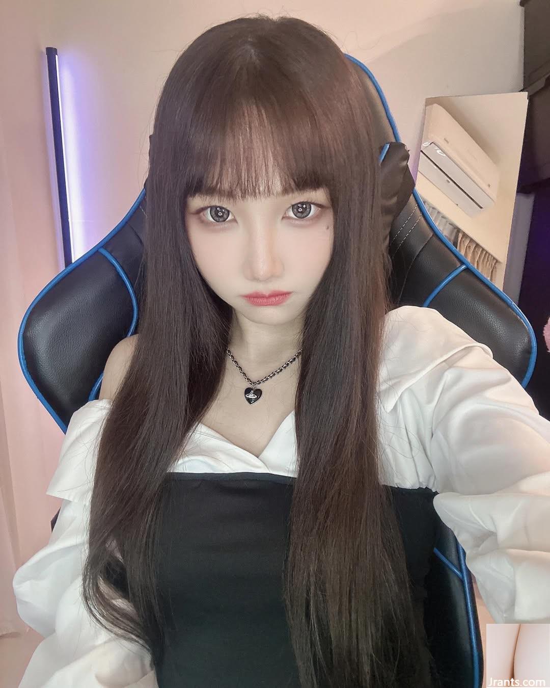 “Alpha Afa” có khuôn mặt quyến rũ, đôi mắt sâu và thần thái, độ nóng bỏng tận trời xanh (10P) - Ảnh 7