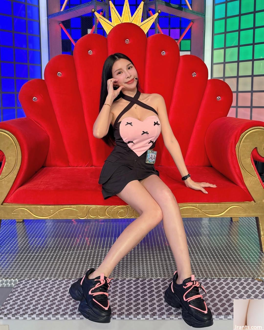 Người nổi tiếng internet nổi tiếng “Lala Su Xinning” có cả ngọt ngào và gợi cảm (32p) - Ảnh 21