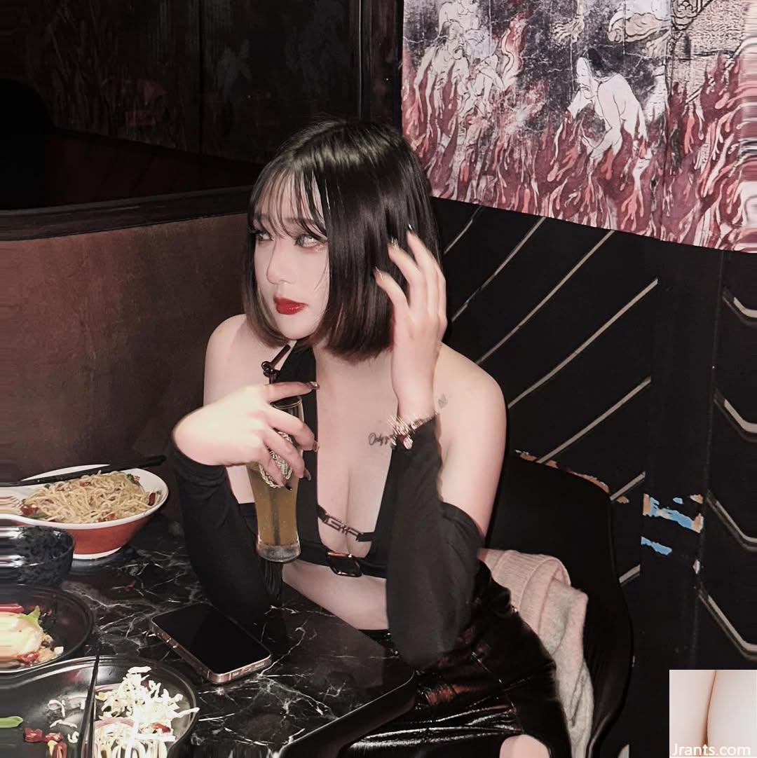 “QE_WSS” của bạn gái xinh đẹp có một chương trình phát sóng vẻ đẹp rất quyến rũ và xinh đẹp (34p) - Ảnh 10