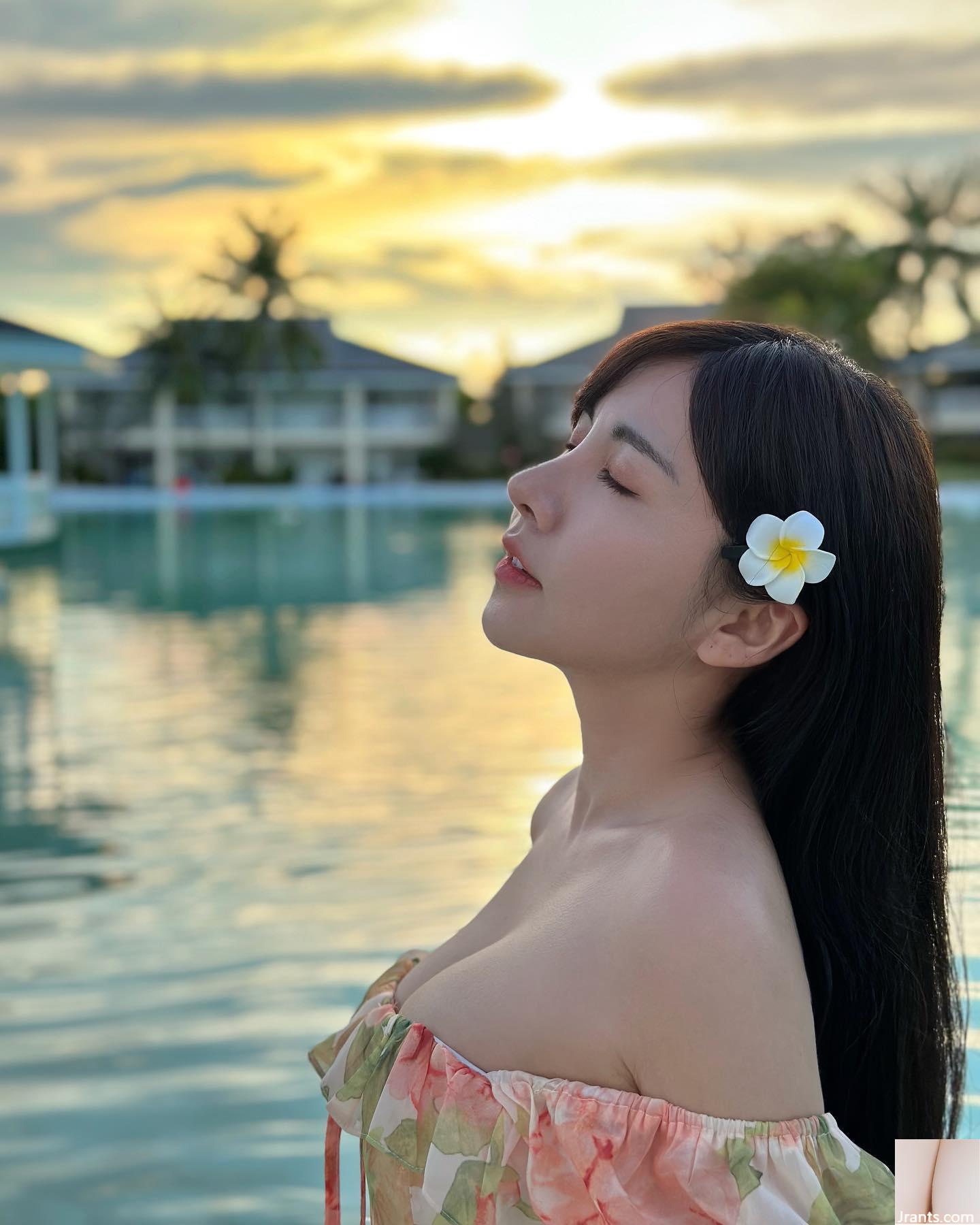 Cơ thể hấp dẫn “Zhou Nianxun” cô gái xinh đẹp và xinh đẹp cười ngọt ngào và khiến mọi người mất linh hồn (45p) - Ảnh 2