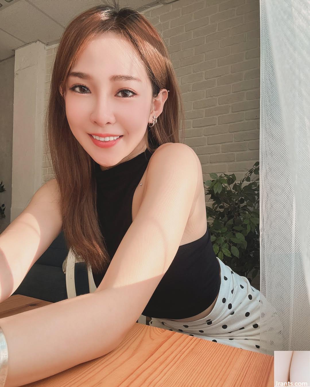 Bạn gái nguyên bản cảm giác “Li Yunzhen taco” ngực được tiếp xúc một chút để hiển thị các đường cong hấp dẫn (40p) - Ảnh 30