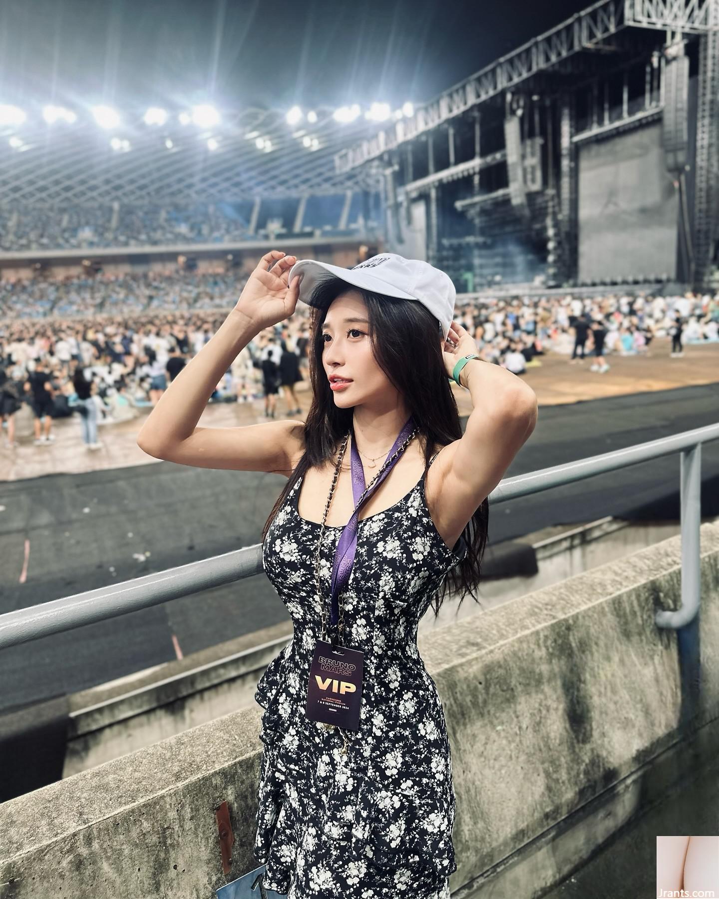 Con số đẹp không thể được bao phủ bởi “Qi Jinya Maxine Chi” là mỏng và mỏng (16p)