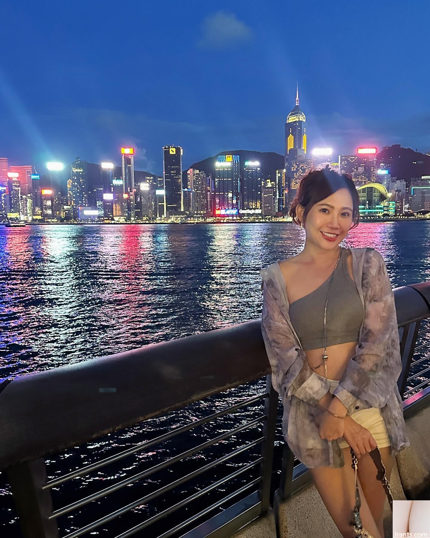 Sự cám dỗ của sự cám dỗ của bộ ngực nhỏ nhất là đầy những bộ ngực mềm trắng (11p)