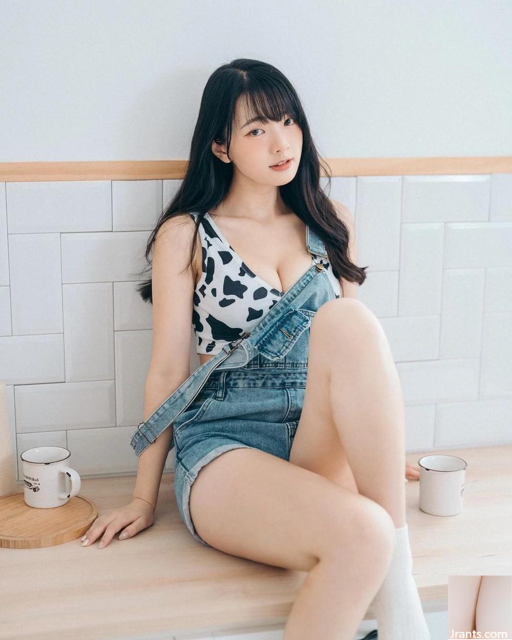 Những lợi ích “niềm vui” của cô gái xinh đẹp là vô tận và những bức ảnh đẹp rất hấp dẫn - Ảnh 2