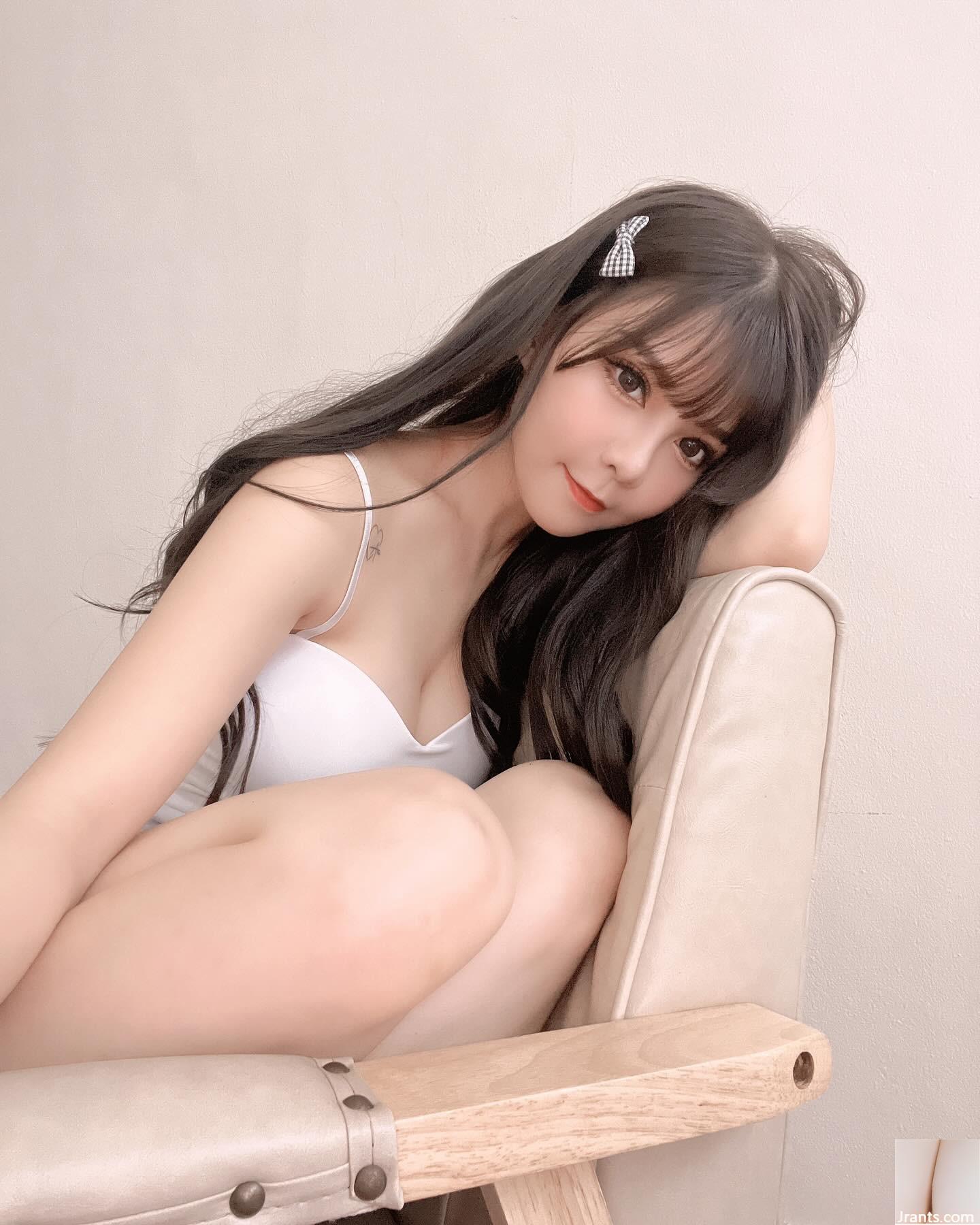 Cô gái nóng bỏng nhất “Bunny” trang phục cắt thấp làm cho cư dân mạng bị mê hoặc (13p) - Ảnh 9