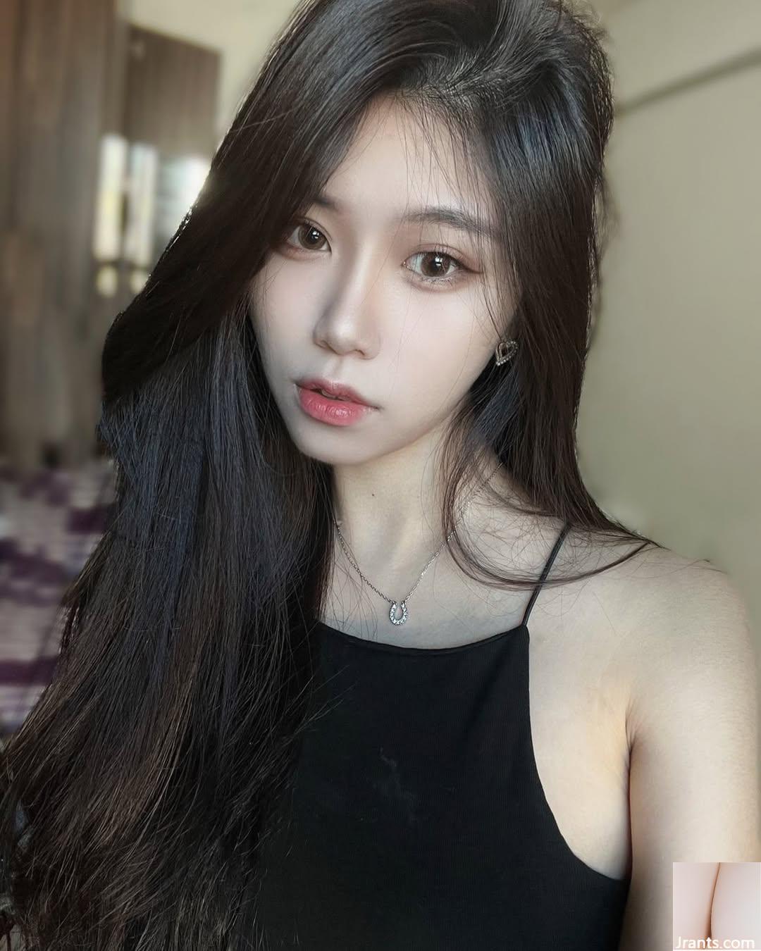 Người nổi tiếng nóng bỏng trên Internet “Qi” có thân hình nóng bỏng và khoe đường cong quyến rũ (21P) - Ảnh 11