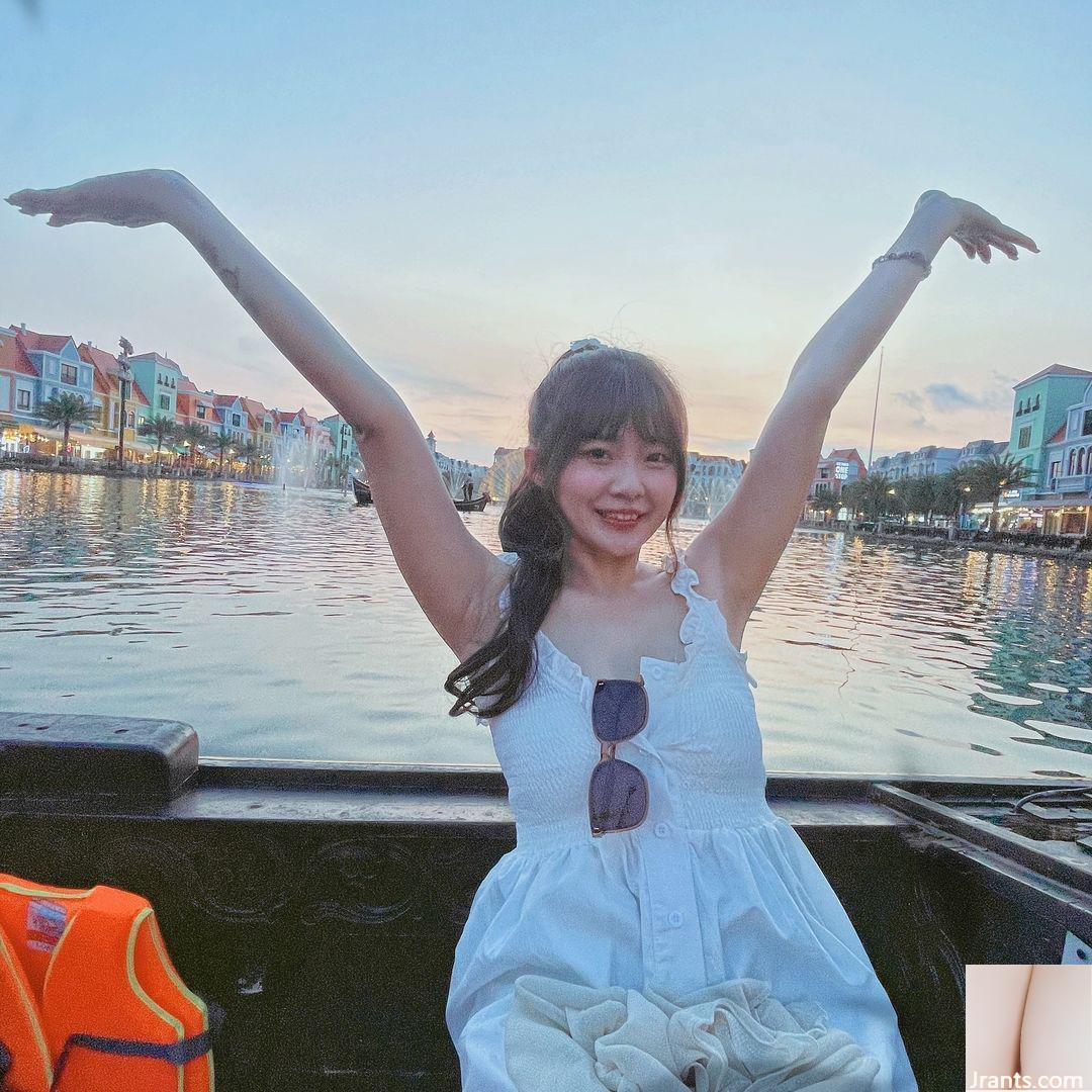 Bạn gái cảm thấy “Yang Guan Tingting” không thể giấu được bộ ngực đầy đặn và xinh đẹp (23P) - Ảnh 21