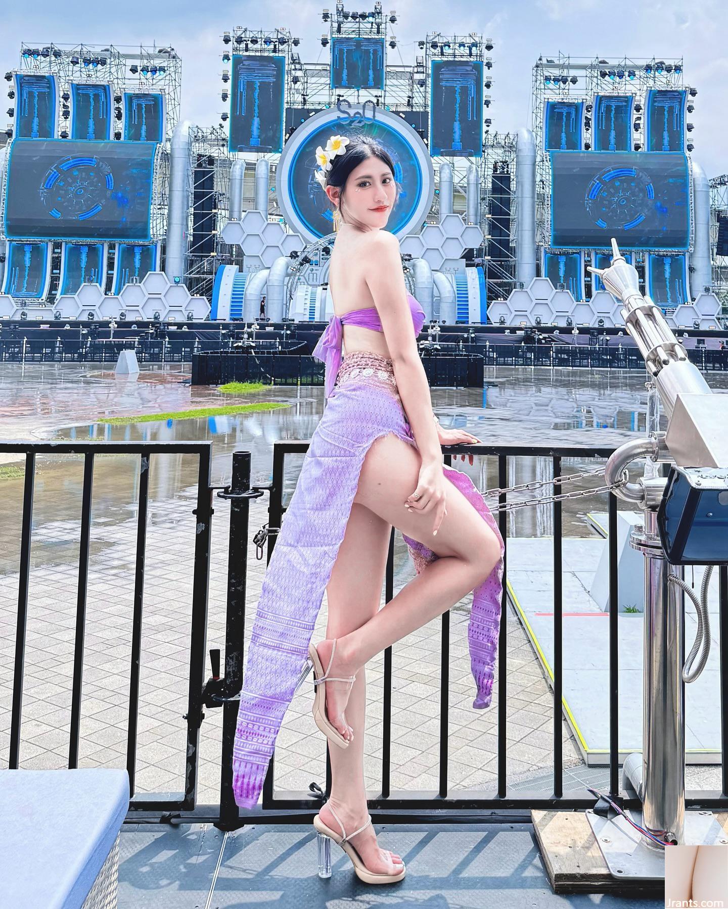 Ngoại hình của Kiki quá chuẩn! Tôi rất phấn khích khi nhìn thấy những đường cong nóng bỏng (12P) - Ảnh 2