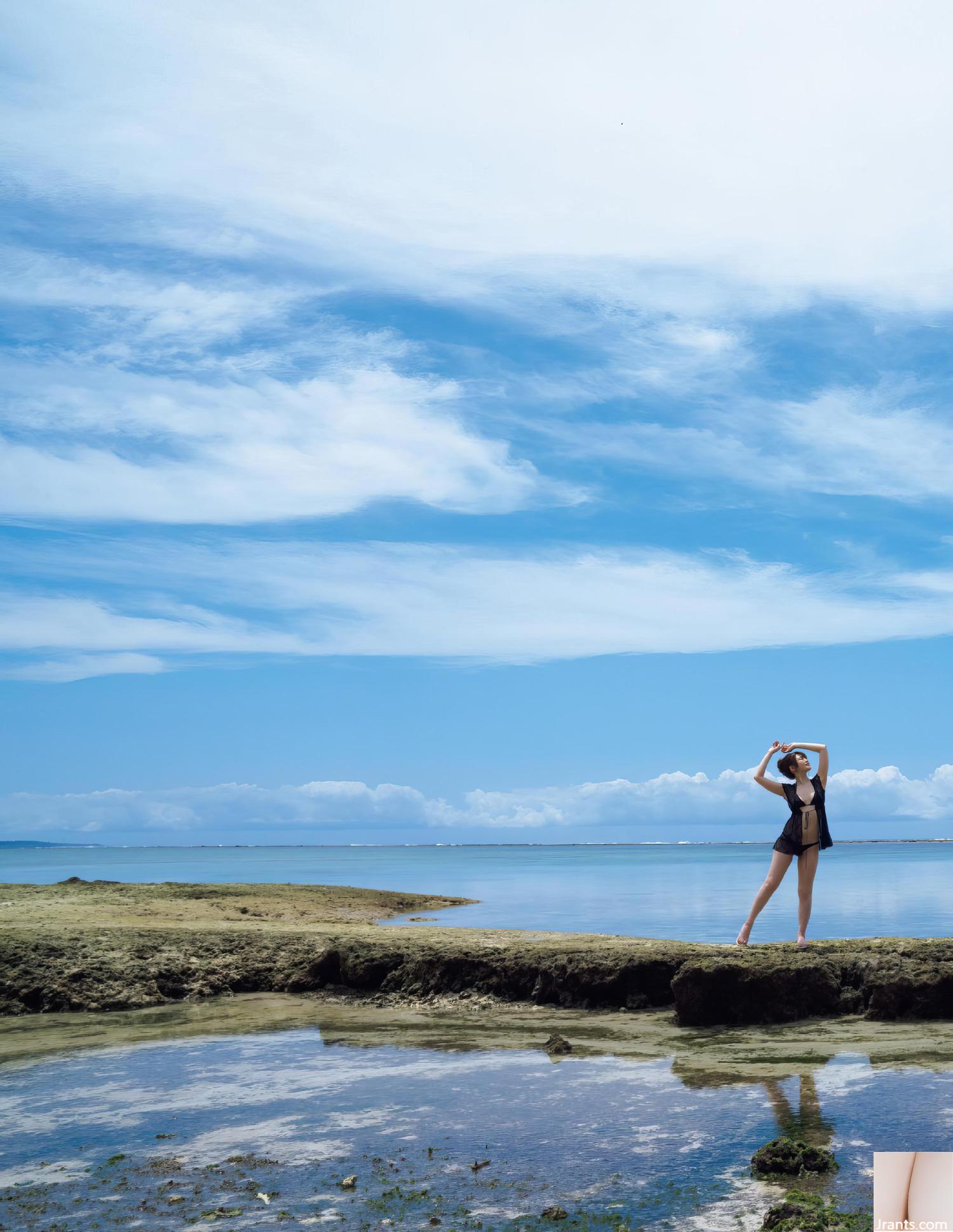 (Aizawa Mina) Khoe thân hình trắng trẻo và dịu dàng gợi cảm của phụ nữ trong nháy mắt (21P) - Ảnh 2