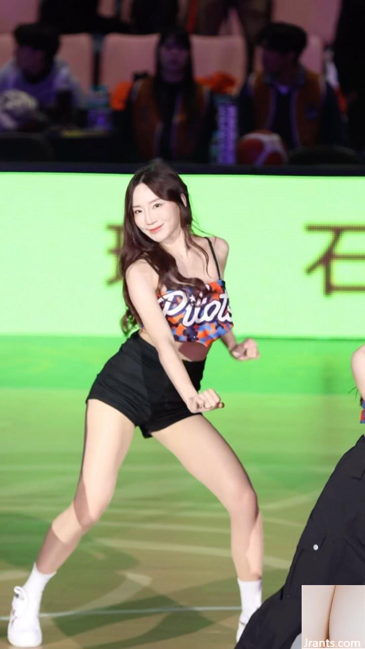 “Peipei-” khuôn mặt khí chất meng meng ngọt ngào chữa bệnh cho bạn một ngày (29p) - Ảnh 10