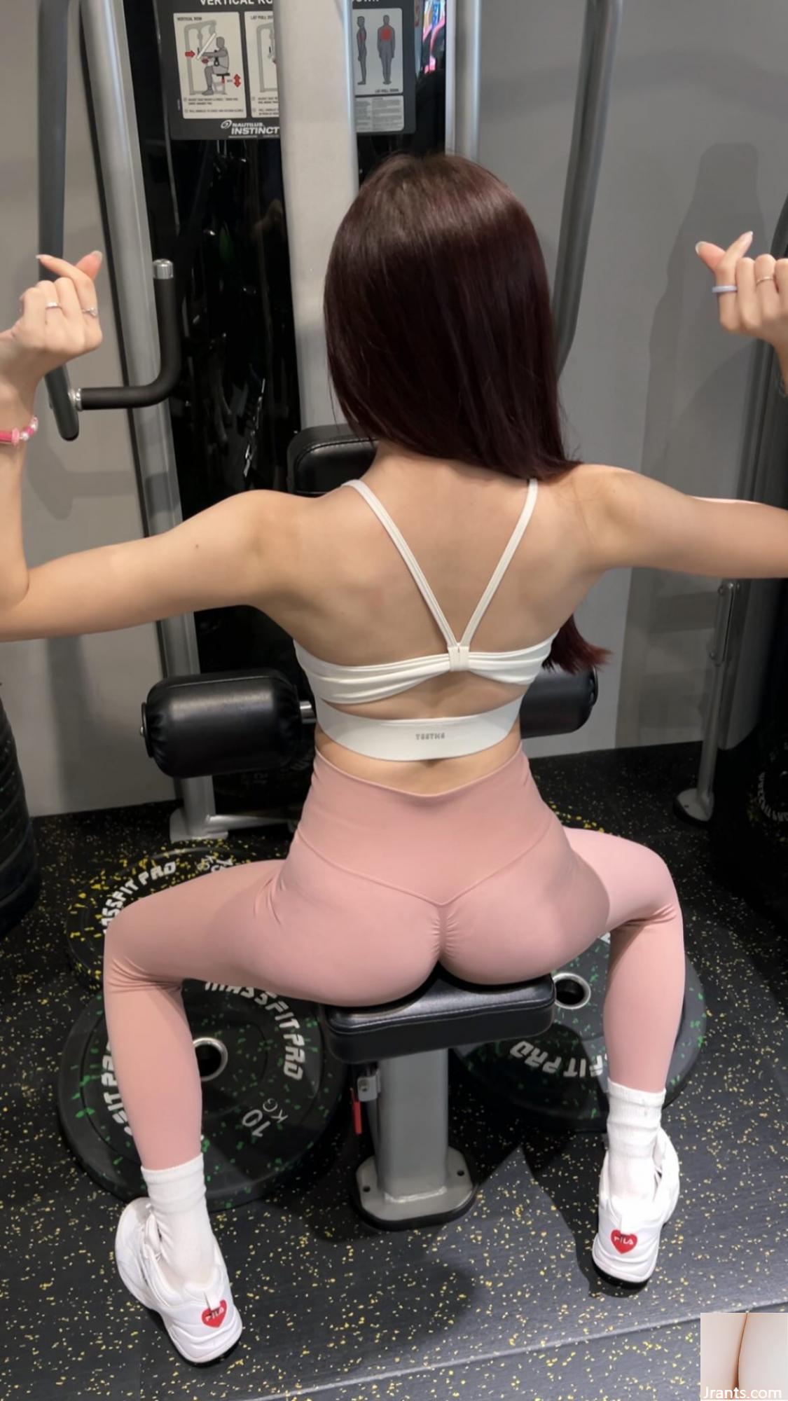 “Peipei-” khuôn mặt khí chất meng meng ngọt ngào chữa bệnh cho bạn một ngày (29p) - Ảnh 26