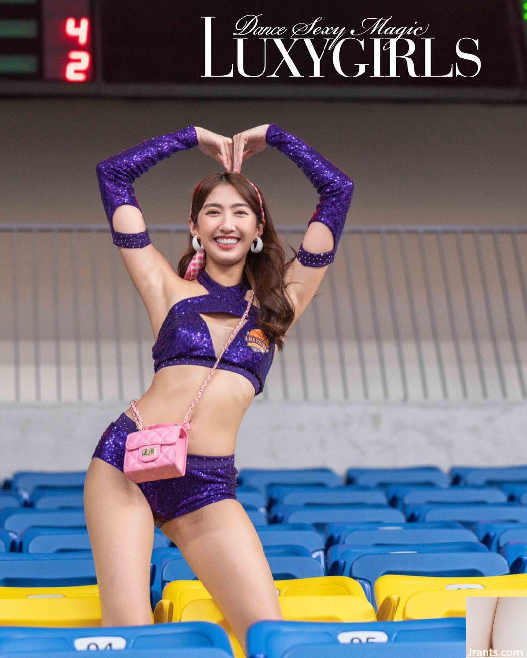 Đường cong hoàn hảo (Lenna Yalin) nét mặt ngọt ngào và dáng người kiêu hãnh (37P) - Ảnh 22