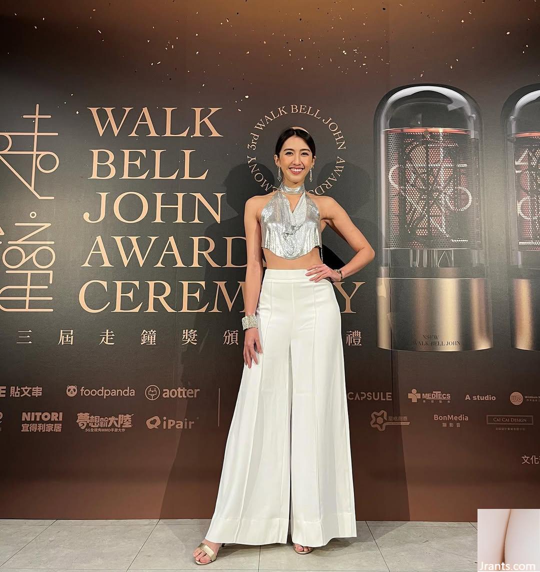 Đường cong hoàn hảo (Lenna Yalin) nét mặt ngọt ngào và dáng người kiêu hãnh (37P) - Ảnh 23