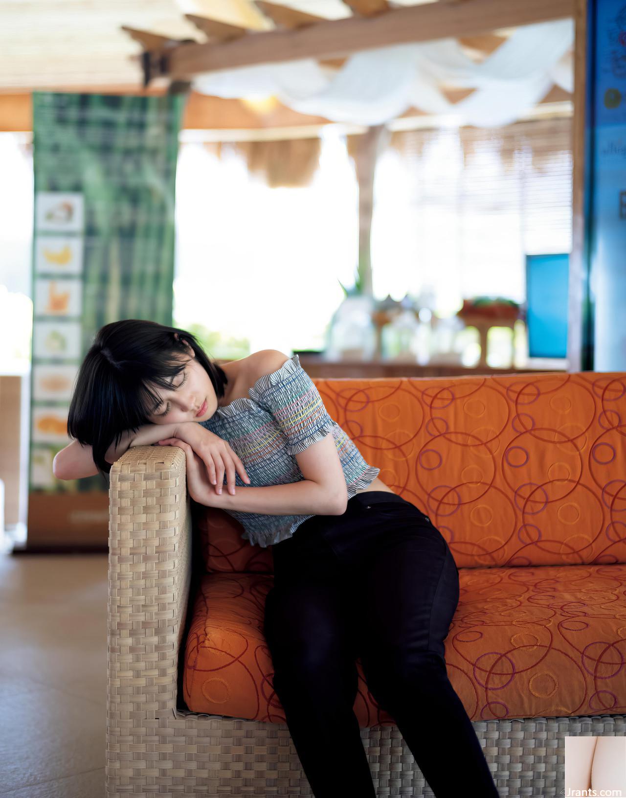 (Matsuda Yuki) Cô gái xinh đẹp với đôi mắt to và dáng người trắng nõn nhìn thoáng qua: tràn đầy năng lượng (37P) - Ảnh 2