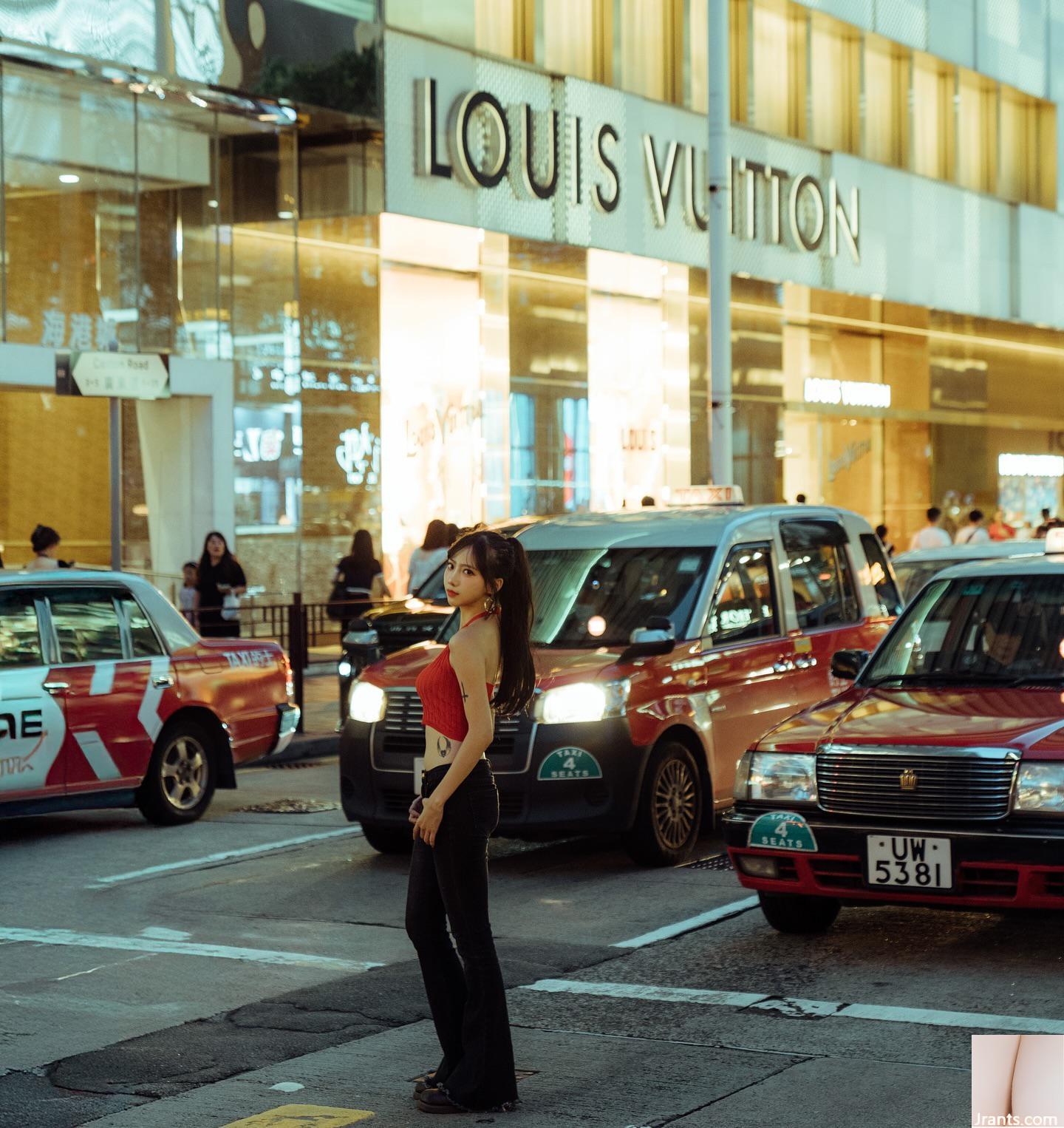 Khí chất thanh tao bất khả chiến bại của “Taotao” khí chất dâm đãng không ngừng quyến rũ, túi ngực trắng nõn và mềm mại đầy đặn (40P) - Ảnh 28