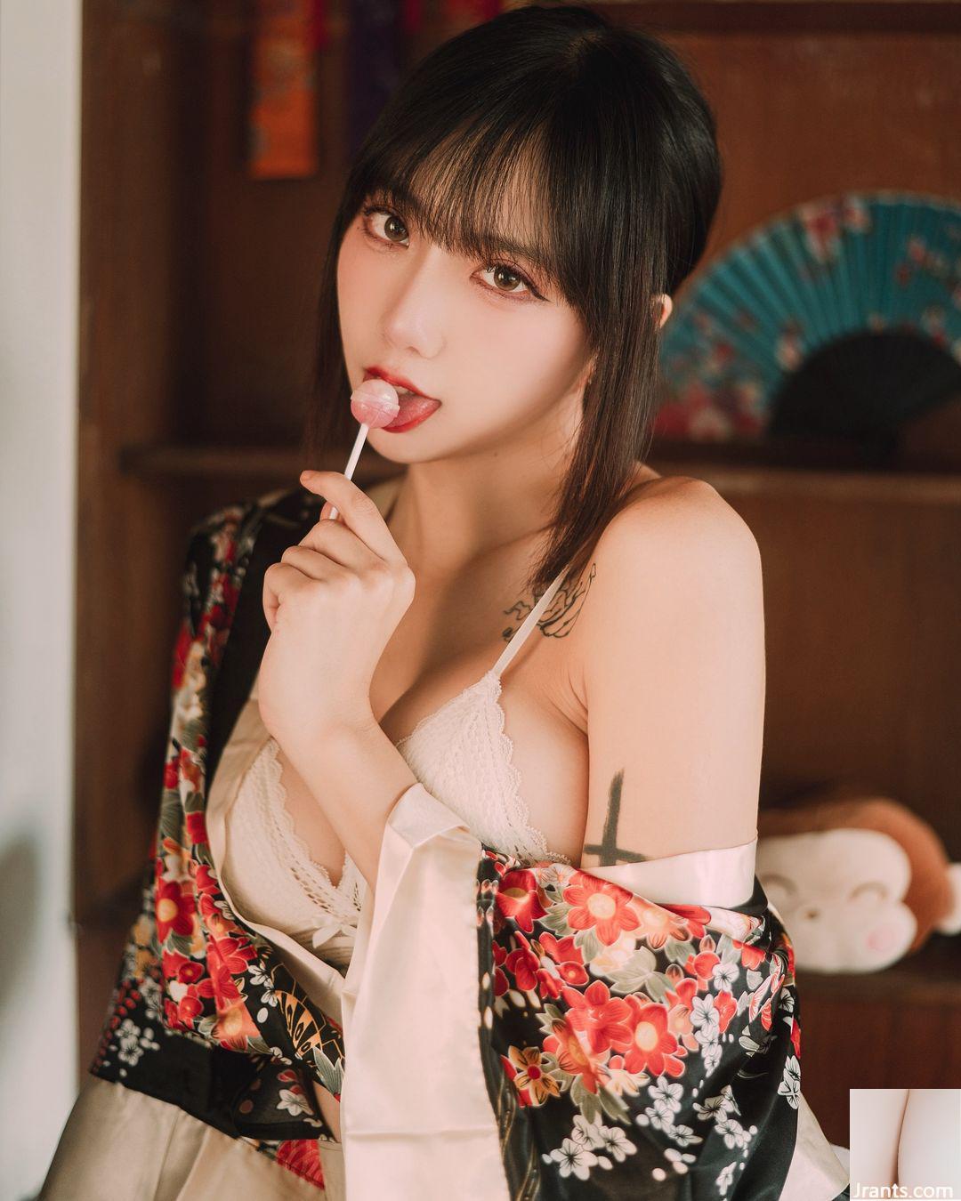 Khí chất thanh tao bất khả chiến bại của “Taotao” khí chất dâm đãng không ngừng quyến rũ, túi ngực trắng nõn và mềm mại đầy đặn (40P) - Ảnh 5