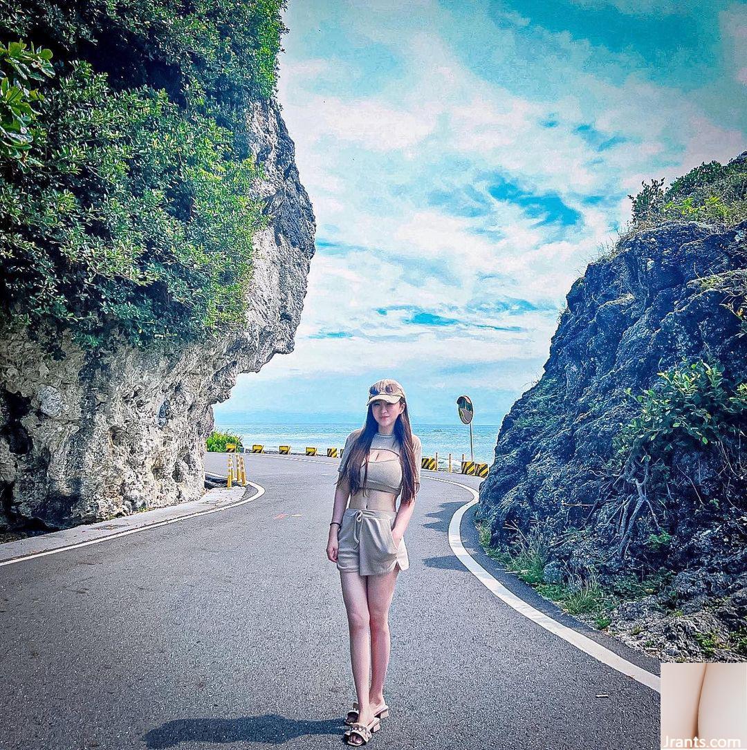 Góc nhìn xuất thần với làn da trắng ngần không thể chịu nổi bộ váy gợi cảm, quyến rũ của “Good Girl” I(35P) - Ảnh 27