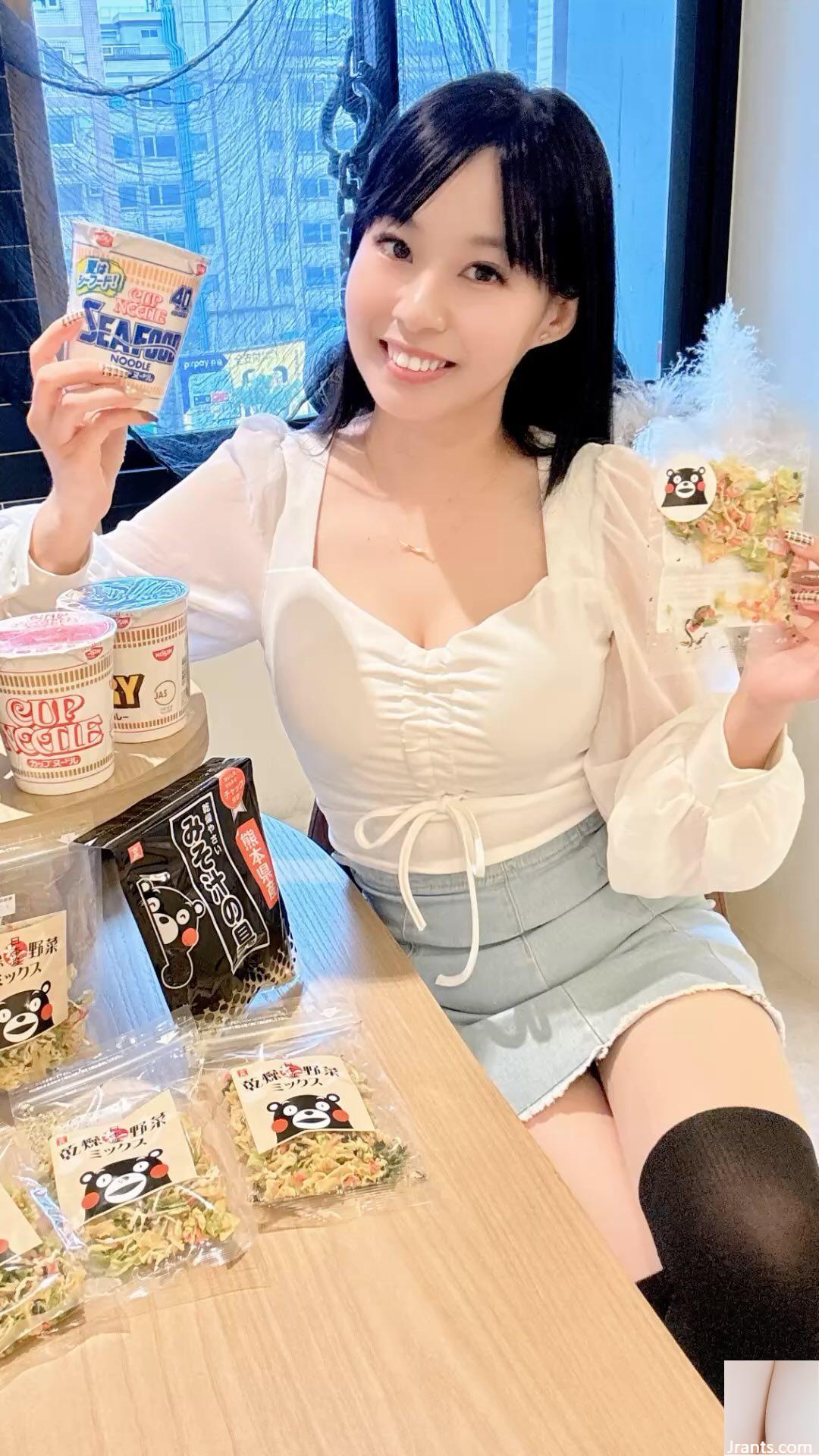 Những đường cong quyến rũ của vòng một đầy đặn “Nini” được bộc lộ trực tiếp? - Ảnh 6