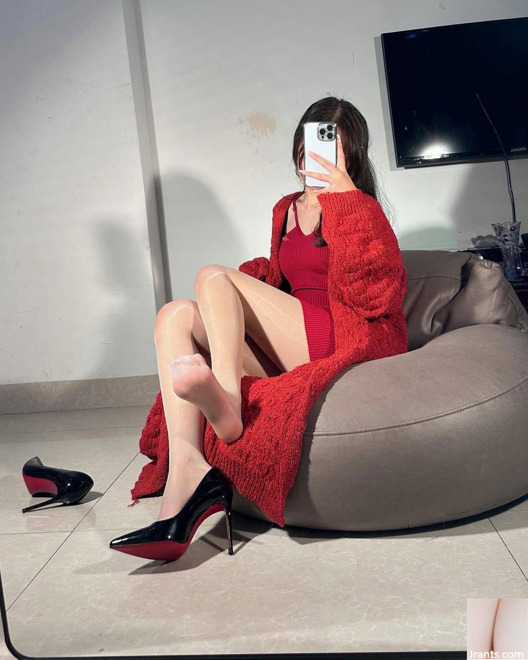 Vụ nổ gợi cảm “Little Daisy” nàng tiên giáng trần và có thân hình bất khả chiến bại (25P) - Ảnh 5