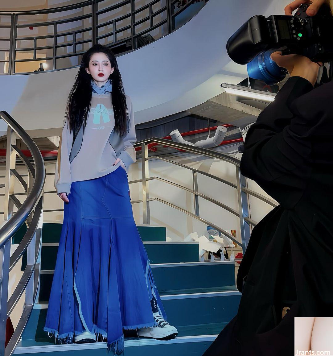 “Feng Ling” có vẻ ngoài quyến rũ và thân hình hoàn hảo, đầy cám dỗ và gợi cảm (33P) - Ảnh 21