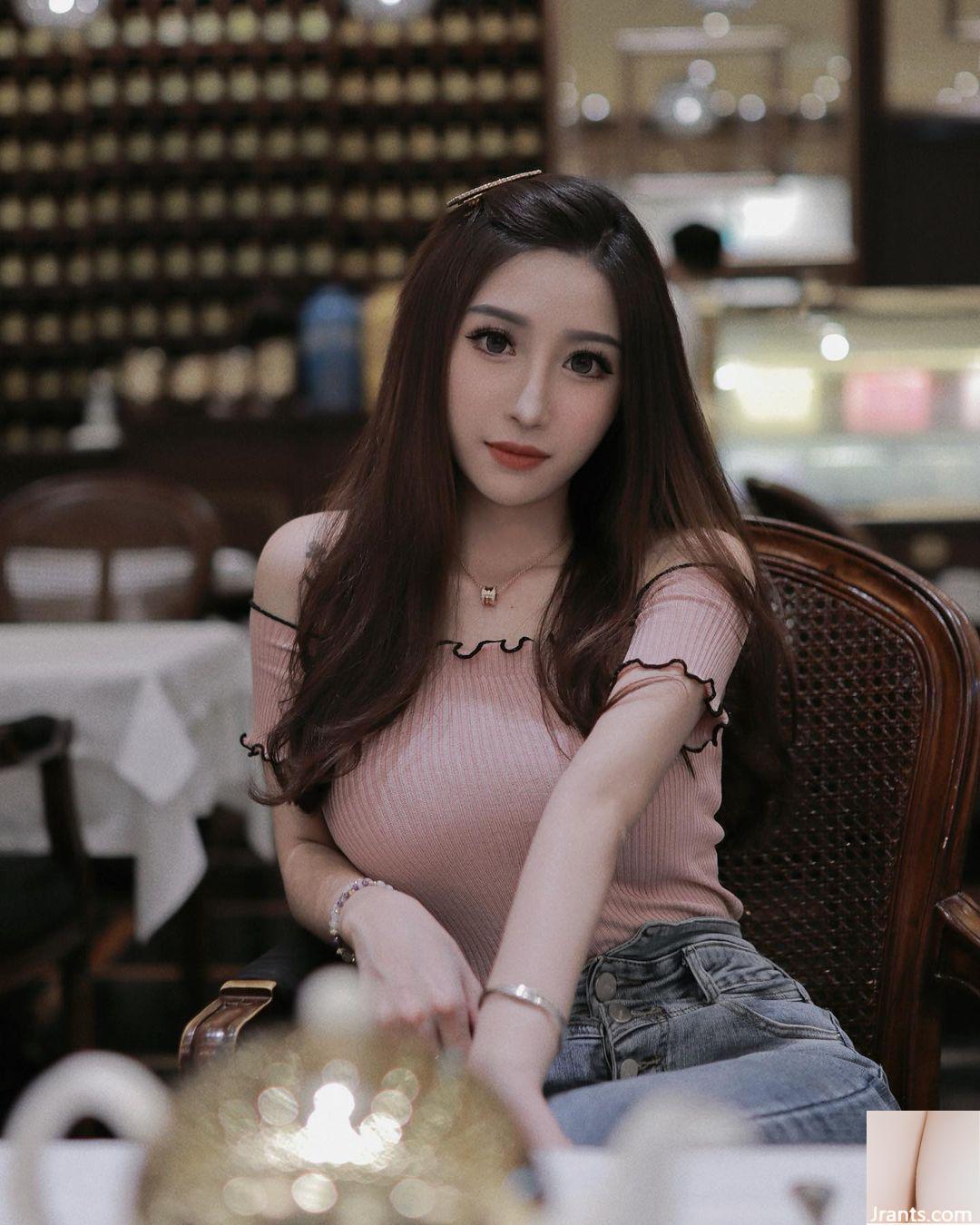 Bộ ngực xinh đẹp “Patty Hsu” hơi lộ bộ ngực thật quyến rũ và chết người (49P) - Ảnh 13