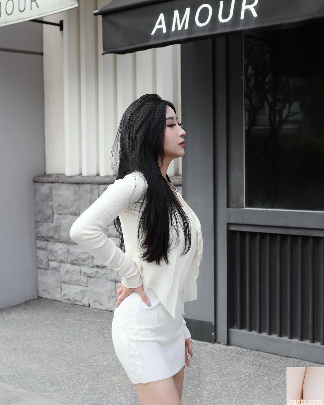 Bộ ngực xinh đẹp “Patty Hsu” hơi lộ bộ ngực thật quyến rũ và chết người (49P) - Ảnh 23