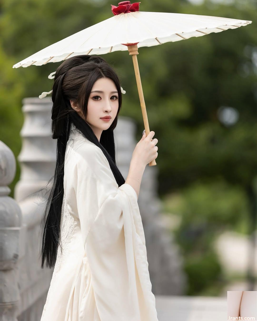 Bộ ngực xinh đẹp “Patty Hsu” hơi lộ bộ ngực thật quyến rũ và chết người (49P) - Ảnh 37