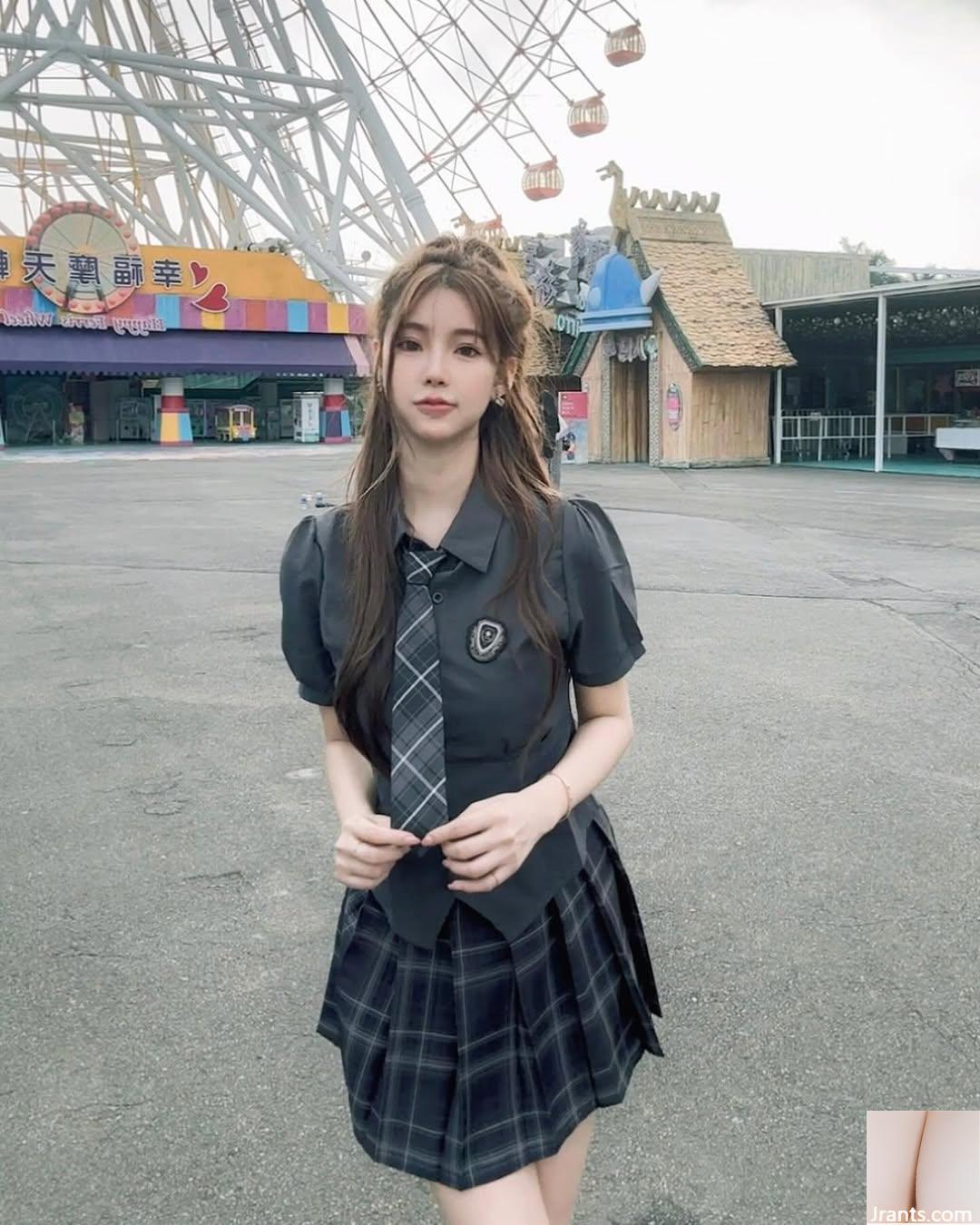 Cặp mông hoàn hảo “Caixuan Ning” che đi bộ ngực căng tròn và dáng người khiến tôi thích thú (38P) - Ảnh 4