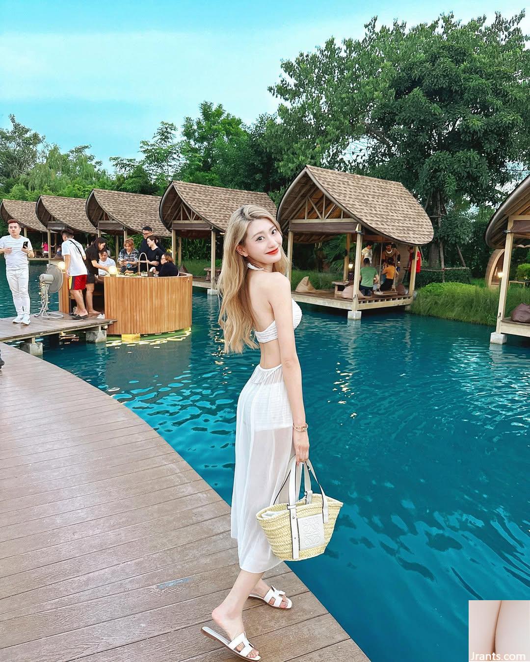 (Annber Cheng” Khí chất nữ hoàng lộ rõ ​​trong bộ bikini nóng bỏng bị rò rỉ (45P) - Ảnh 22